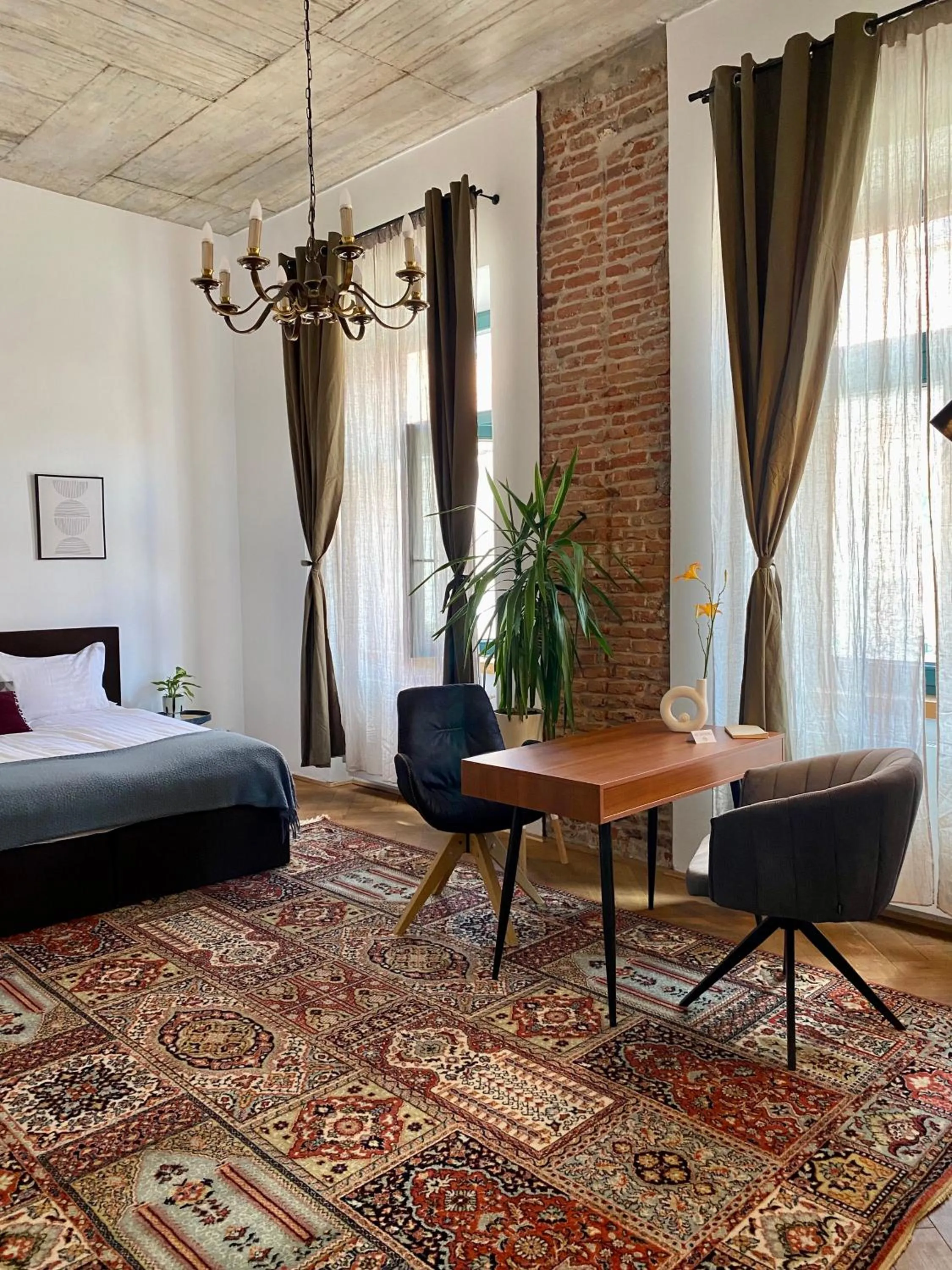 Photo of the whole room, Bed in Camino Home 2