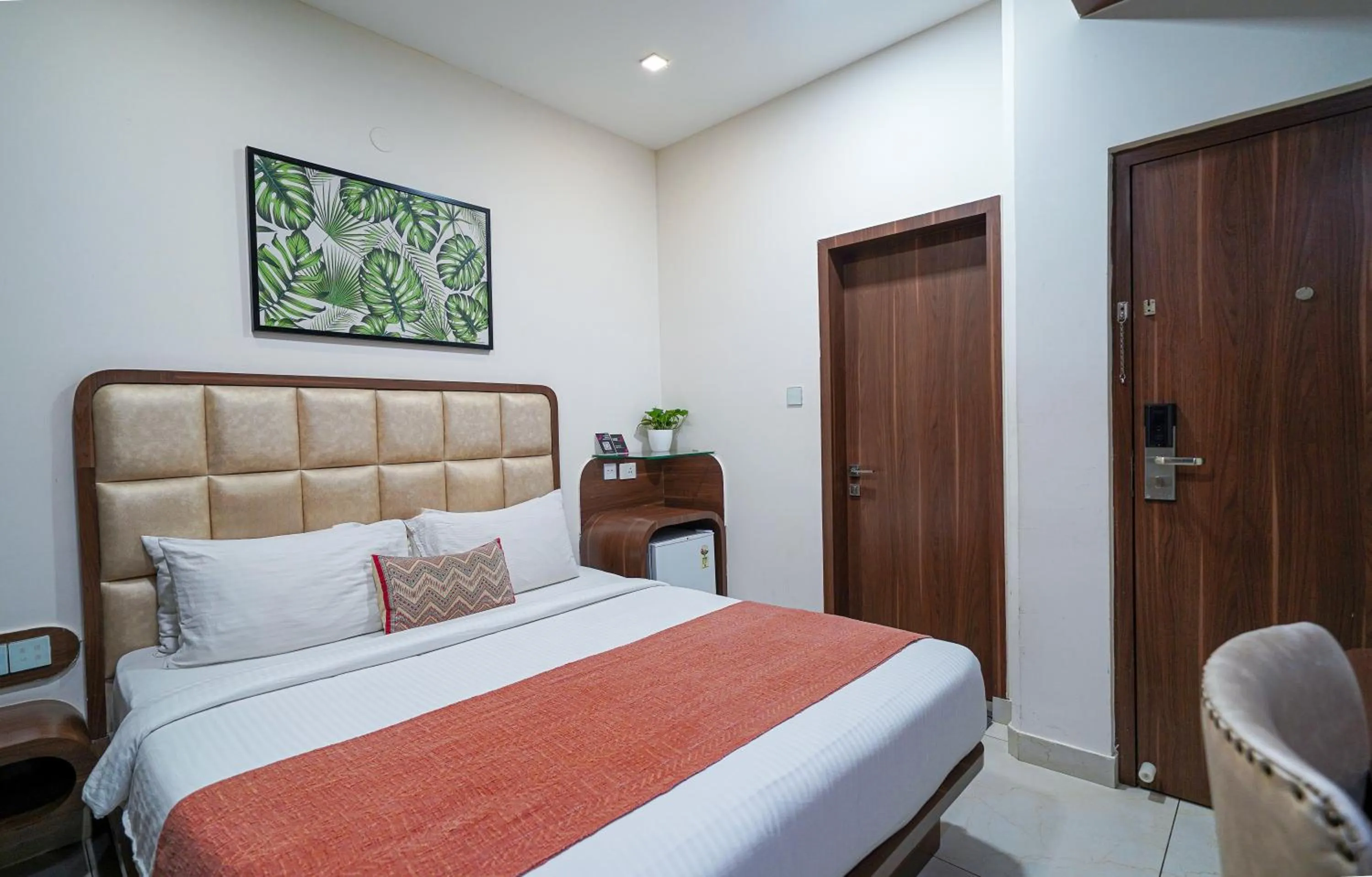 Bed in Olive Zip Btm Layout by Embassy Group