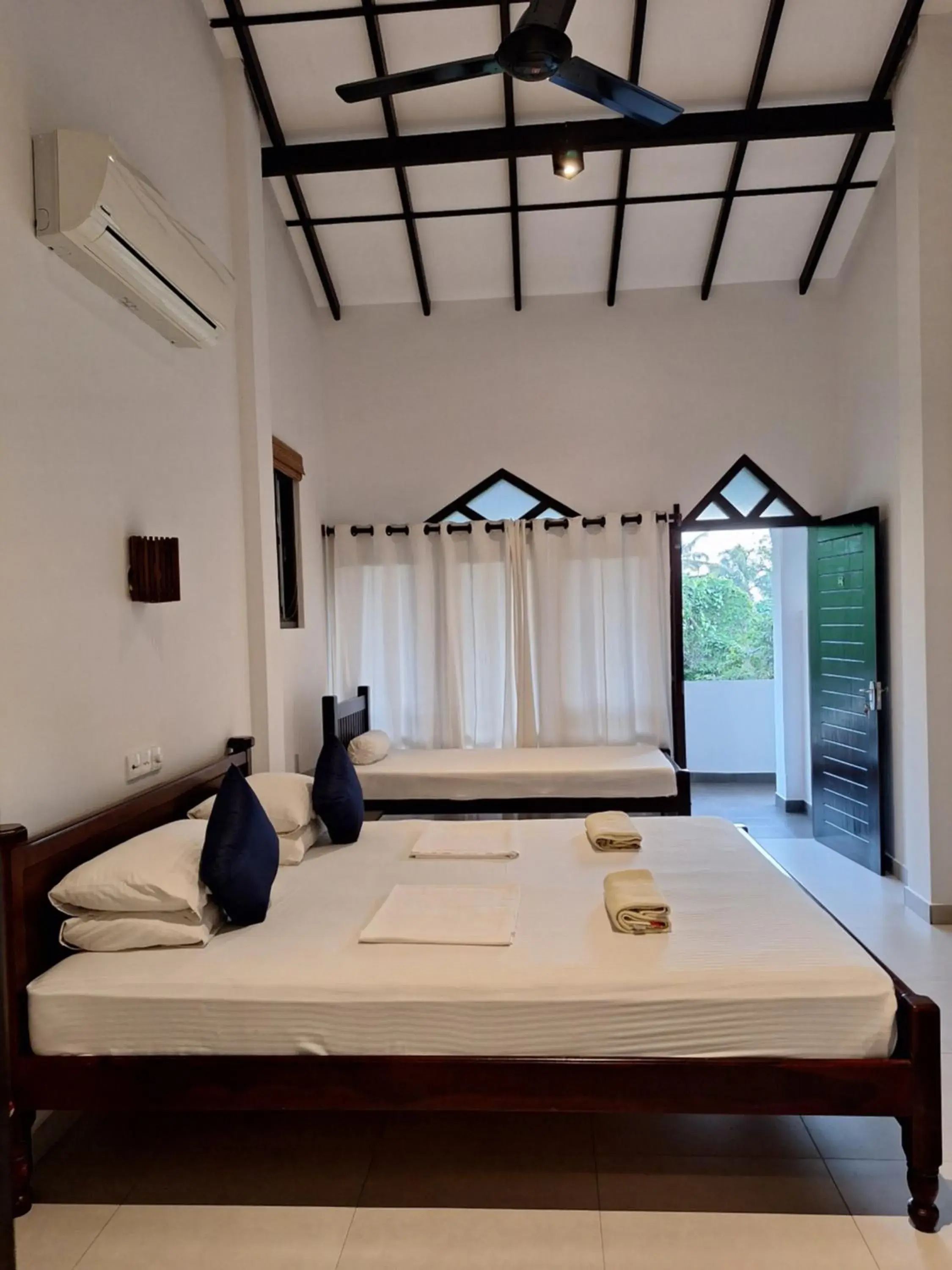 Luxury Double Room in Villa Goodwill Paradise Luxury Double Room in Villa Goodwill Paradise