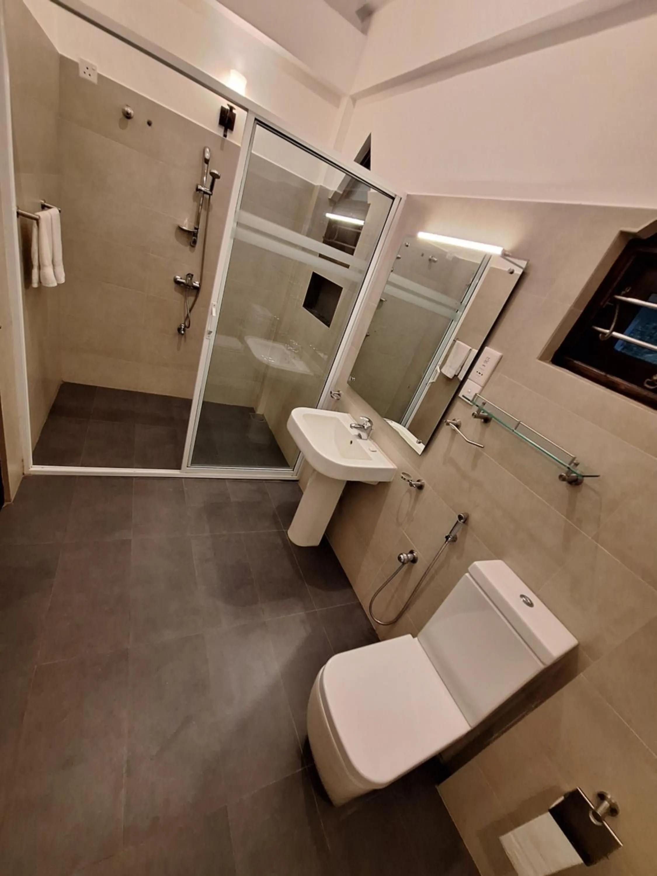 Shower in Villa Goodwill Paradise