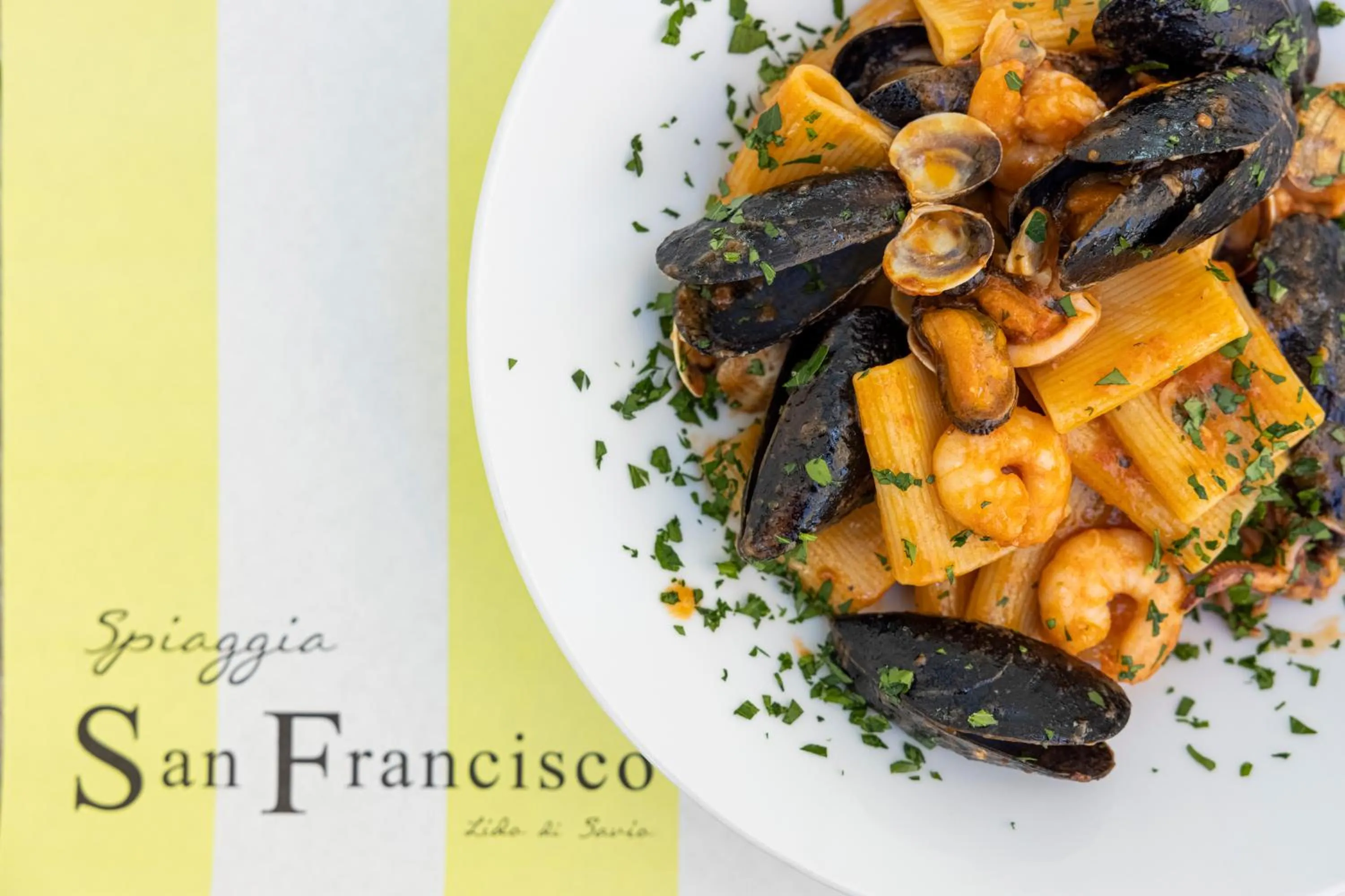 Restaurant/places to eat in Hotel San Francisco