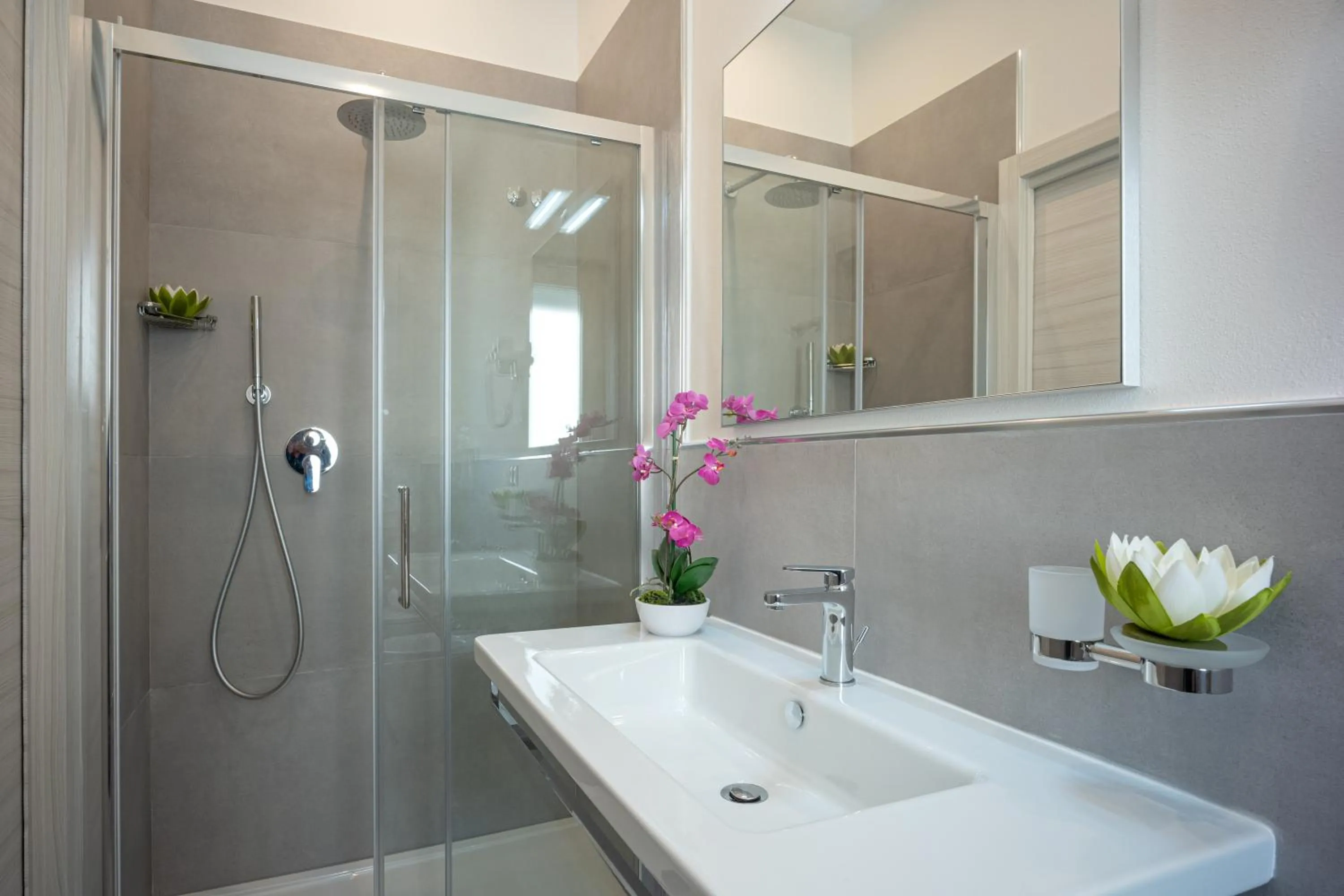 Bathroom in Hotel San Francisco