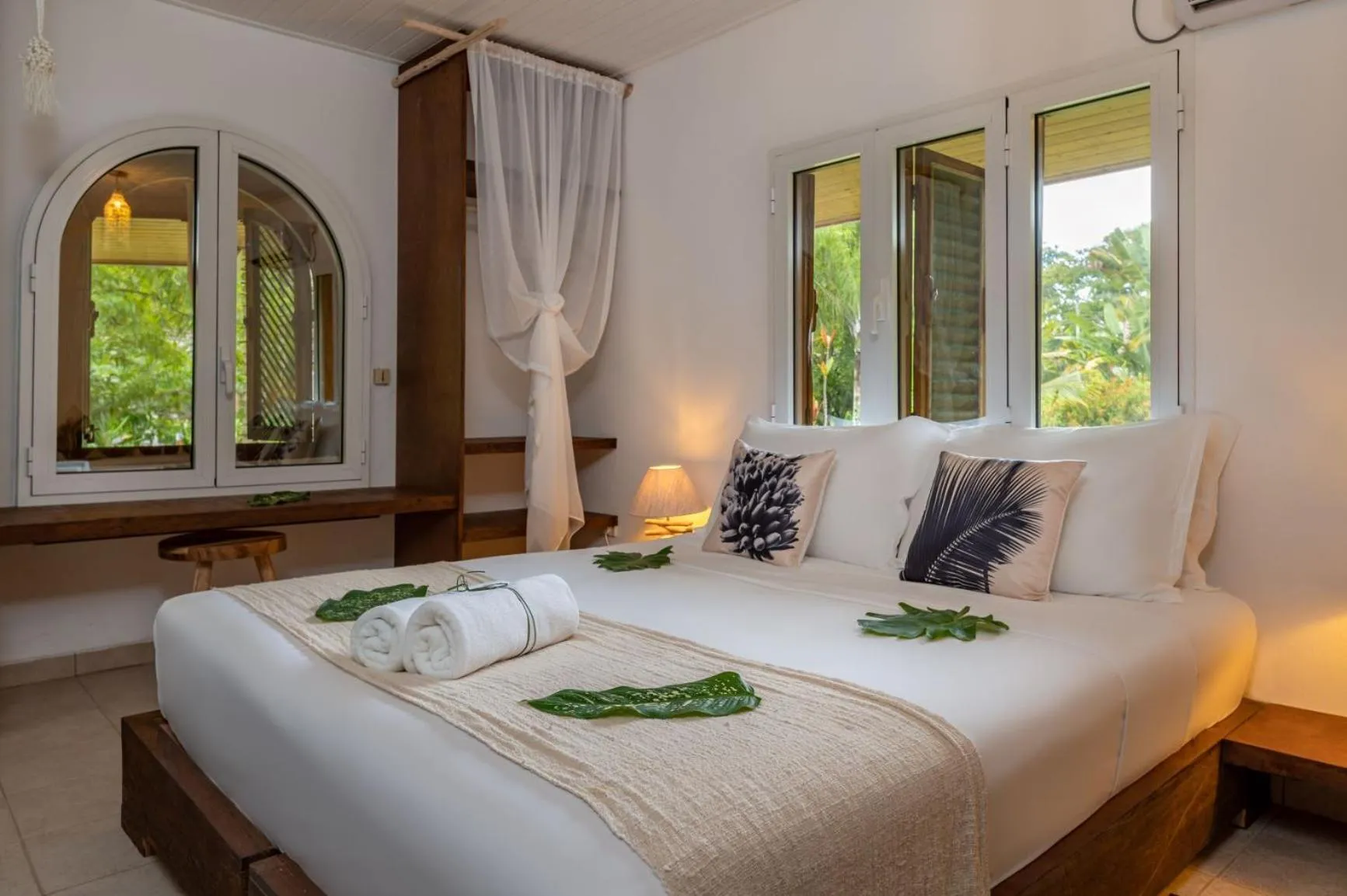 Photo of the whole room, Bed in Bliss Hotel Praslin