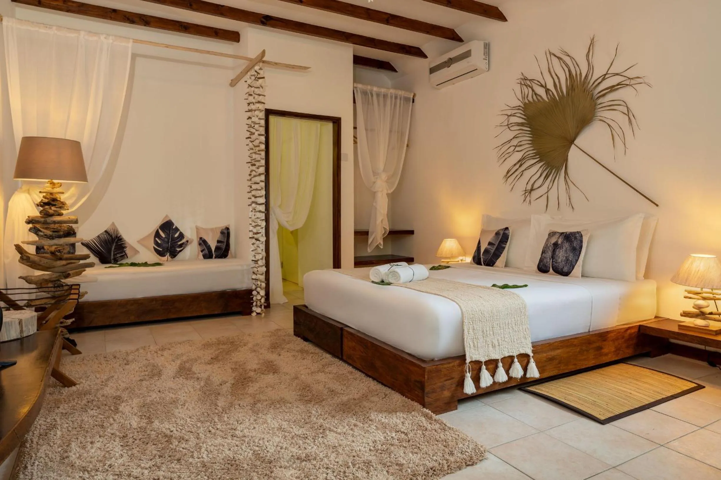 Photo of the whole room, Bed in Bliss Hotel Praslin