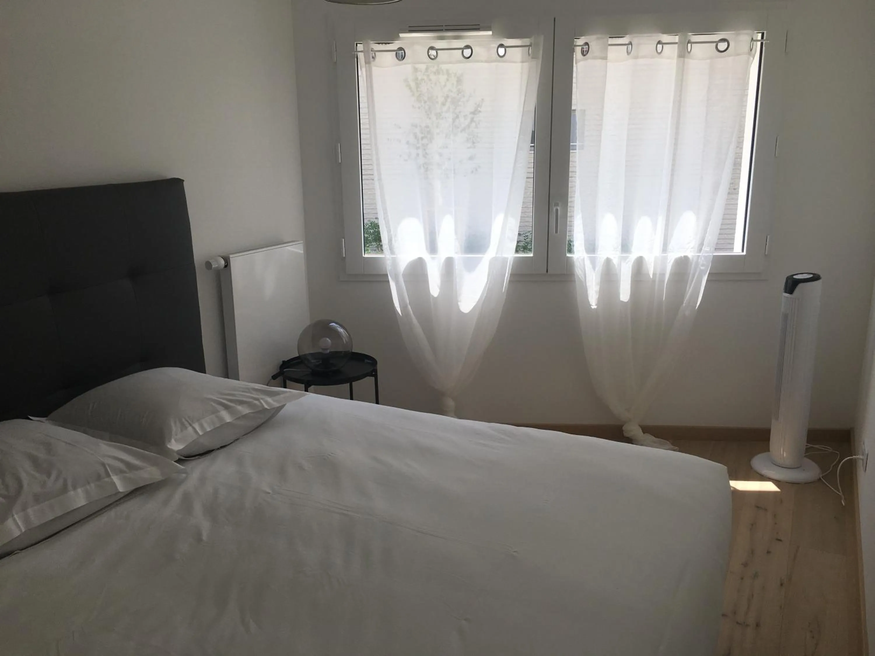 Bedroom, Bed in Relax In