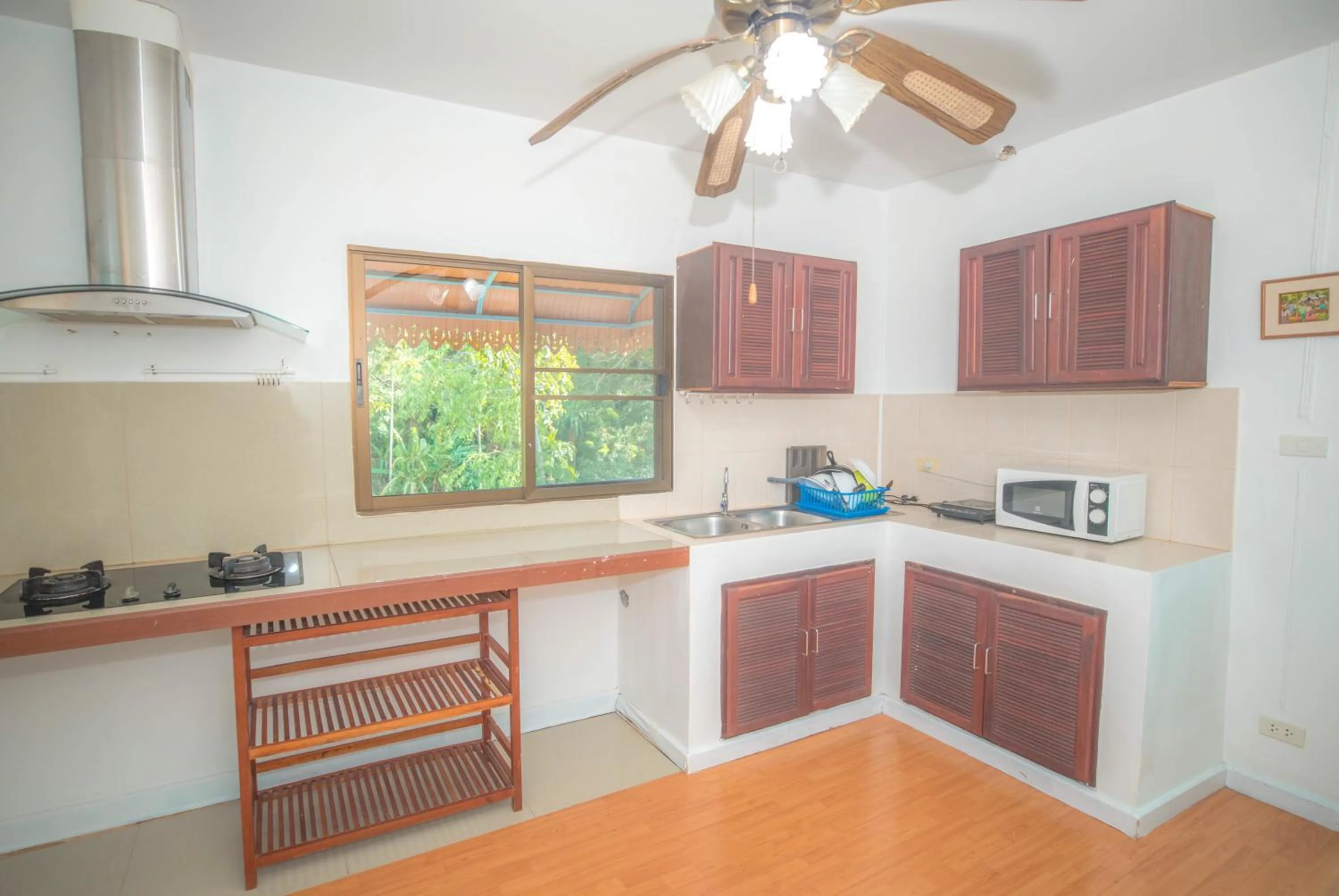 Kitchen or kitchenette in Baan Suan Villa 1