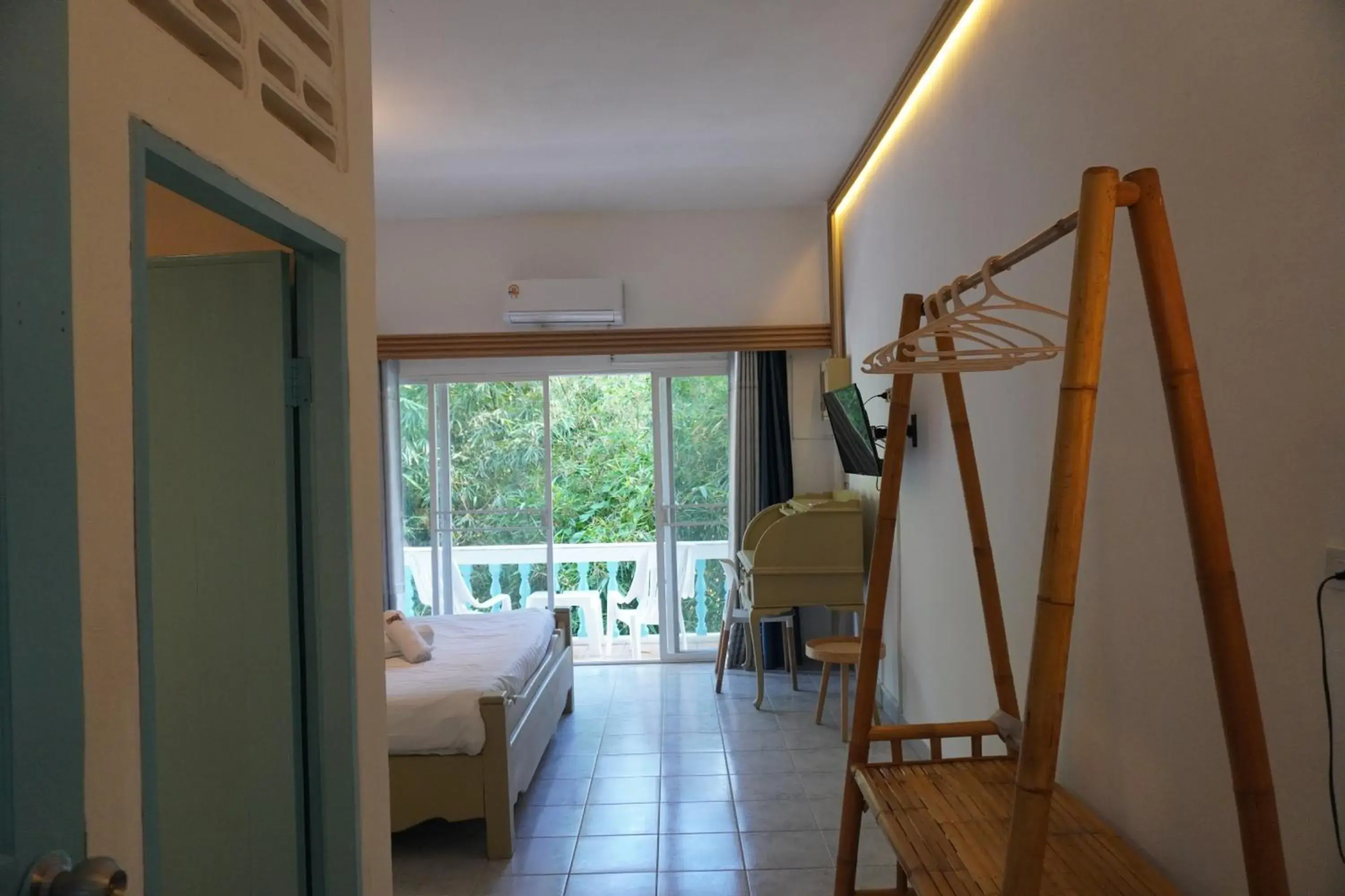 Balcony/Terrace, Bed in Baan Suan Villa 1 Balcony/Terrace, Bed in Baan Suan Villa 1