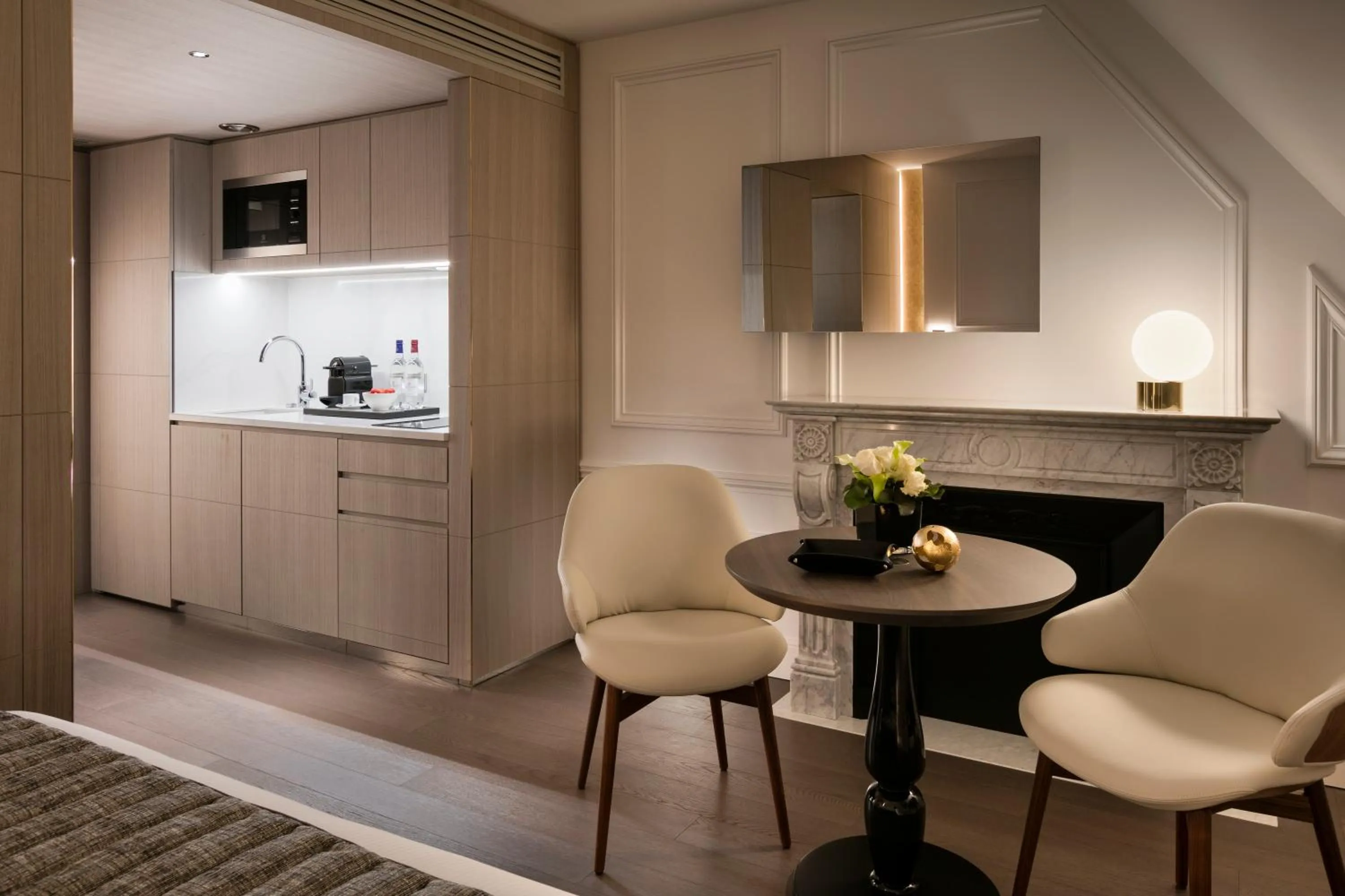 Kitchen or kitchenette in La Clef Champs-Élysées Paris by The Crest Collection