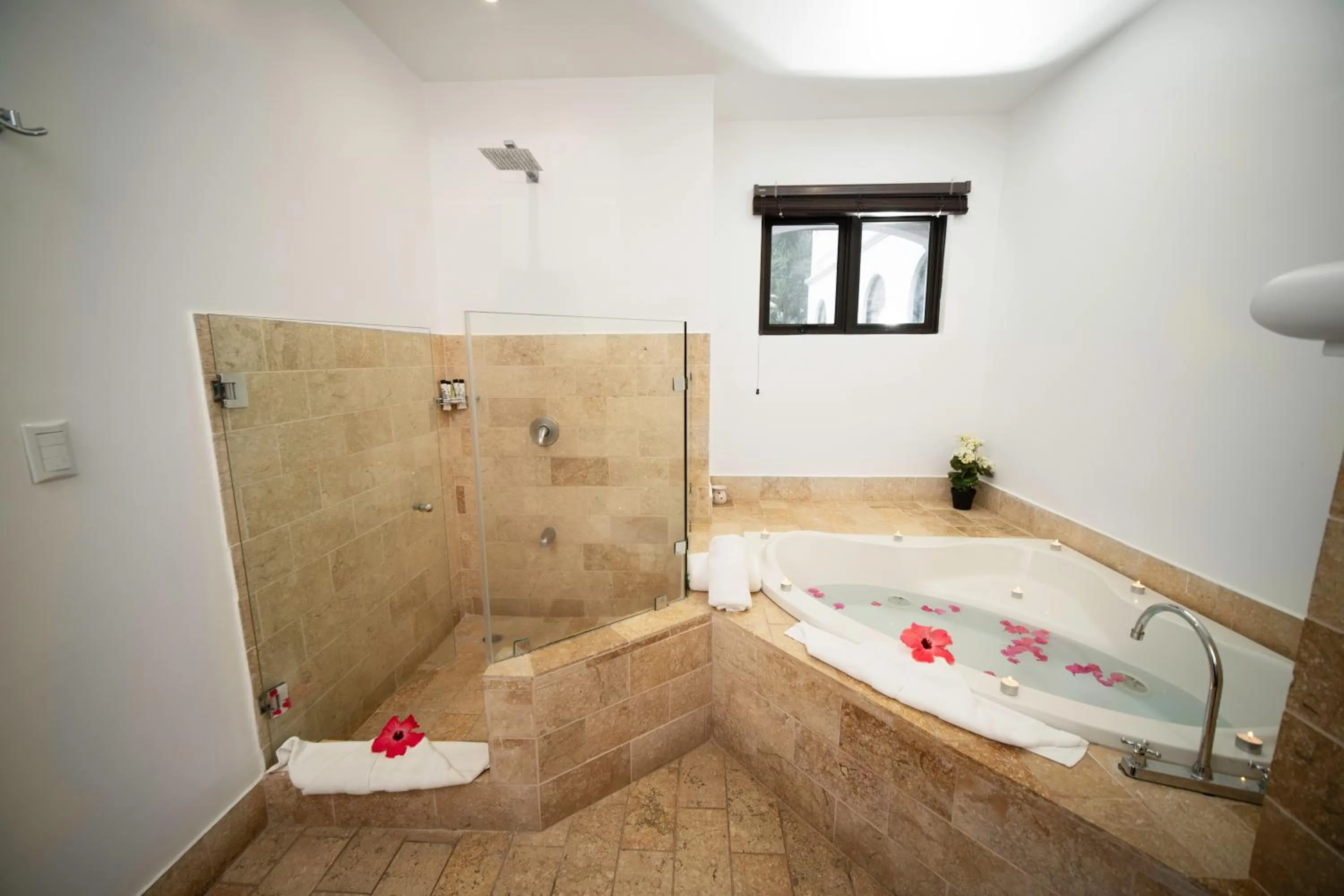 Bathroom in Shana by the Beach Manuel Antonio