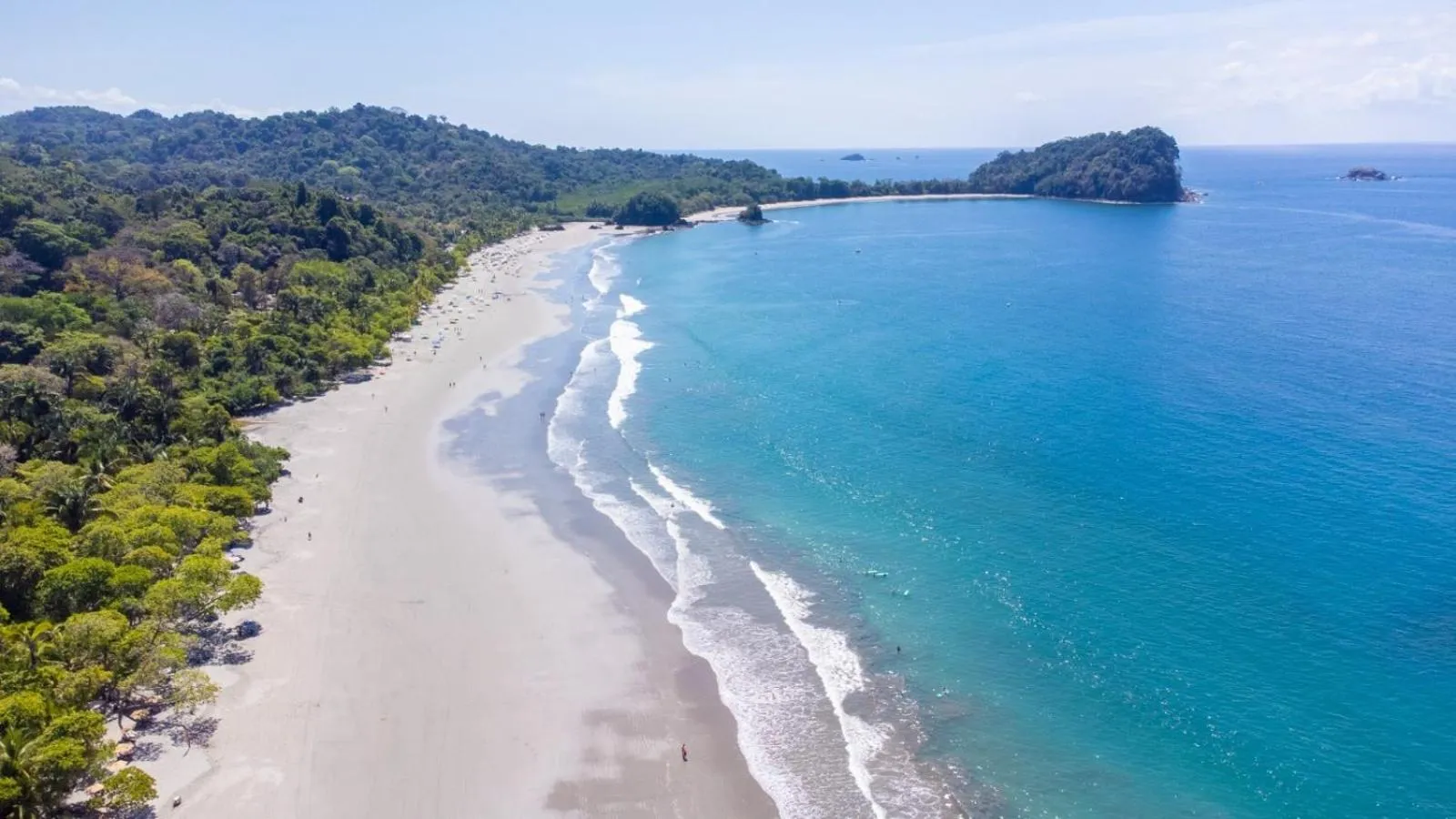 VIP in Shana by the Beach Manuel Antonio