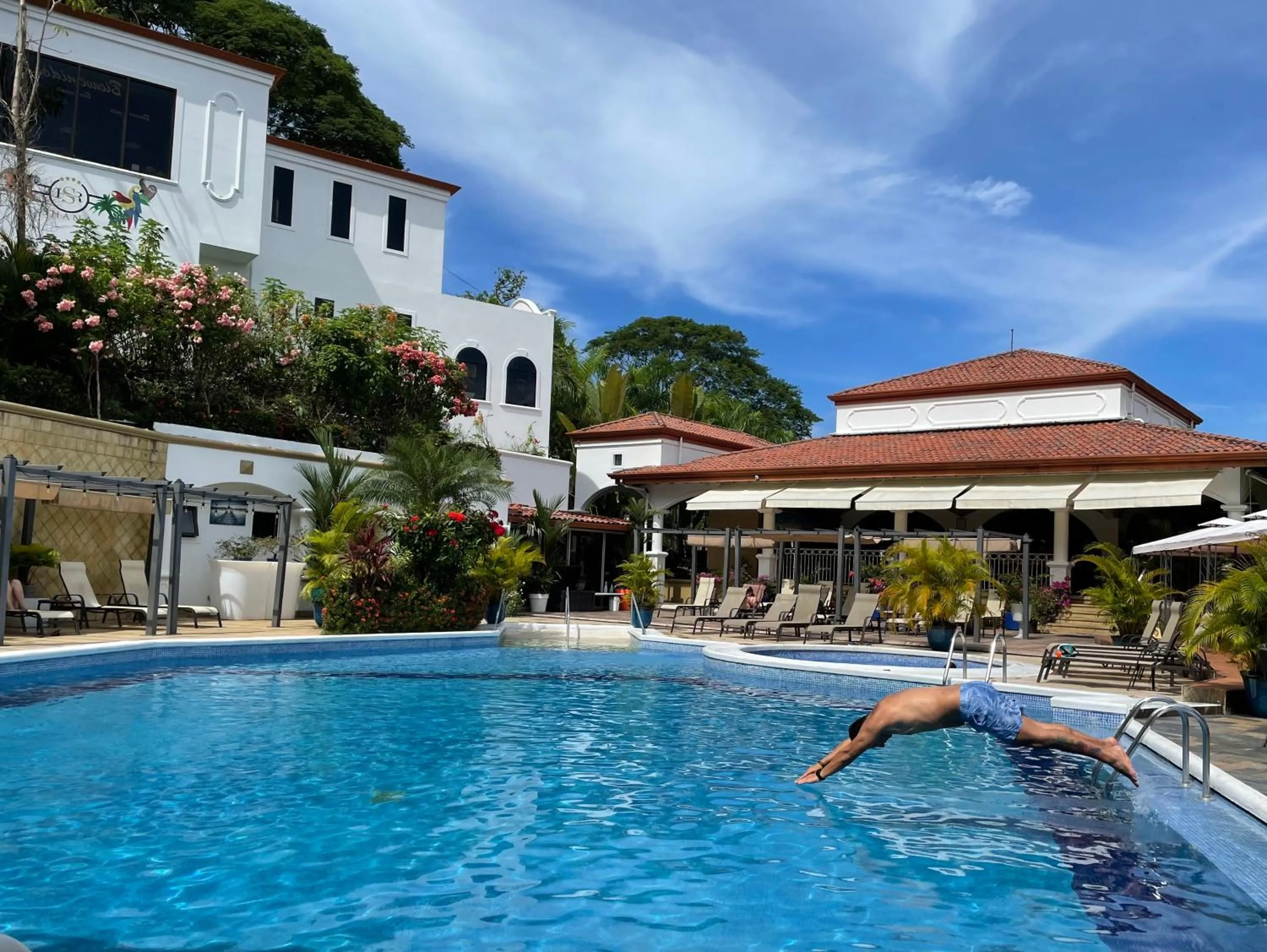 Swimming pool in Shana by the Beach Manuel Antonio