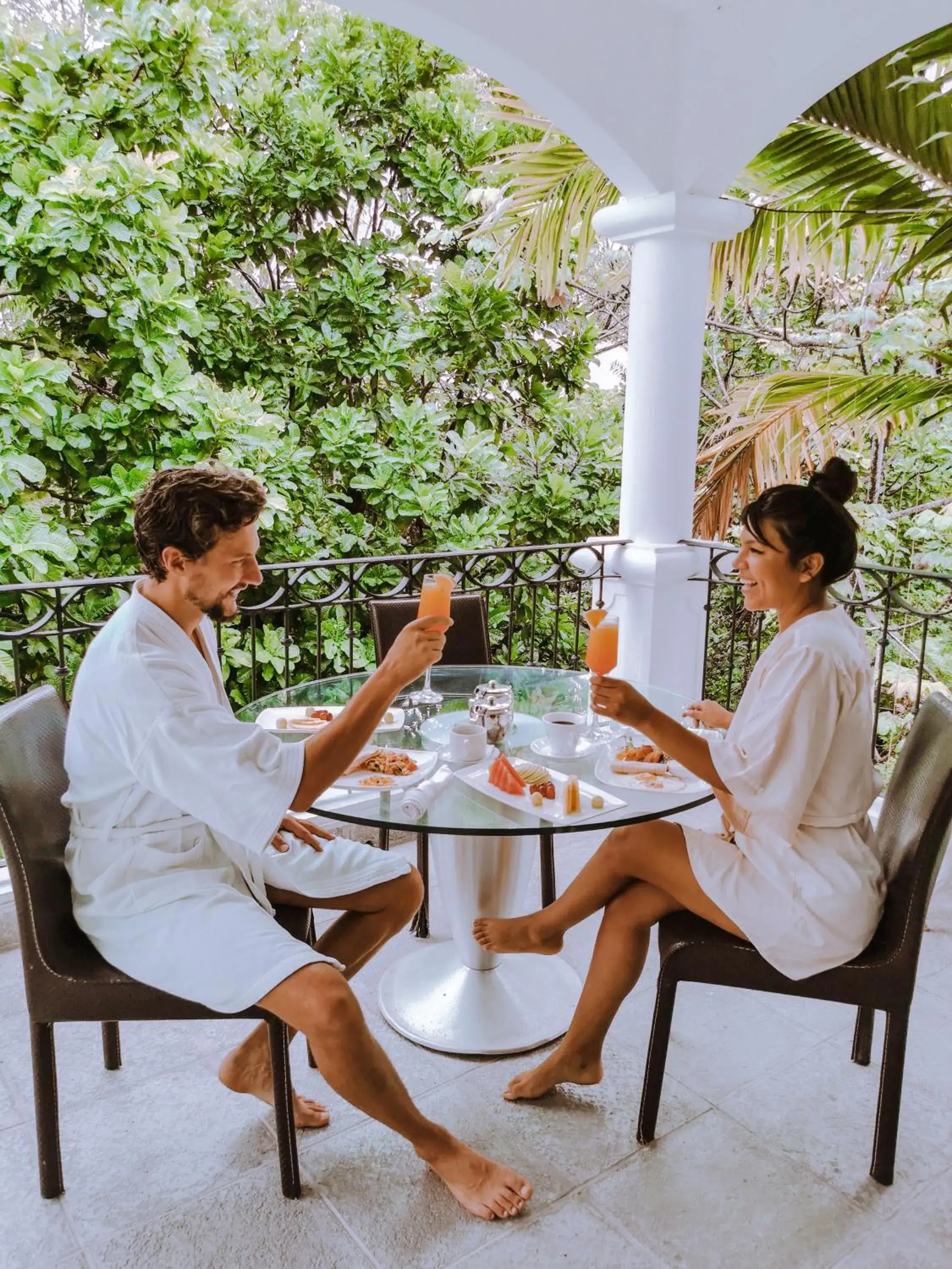 Property building in Shana by the Beach Manuel Antonio Property building in Shana by the Beach Manuel Antonio