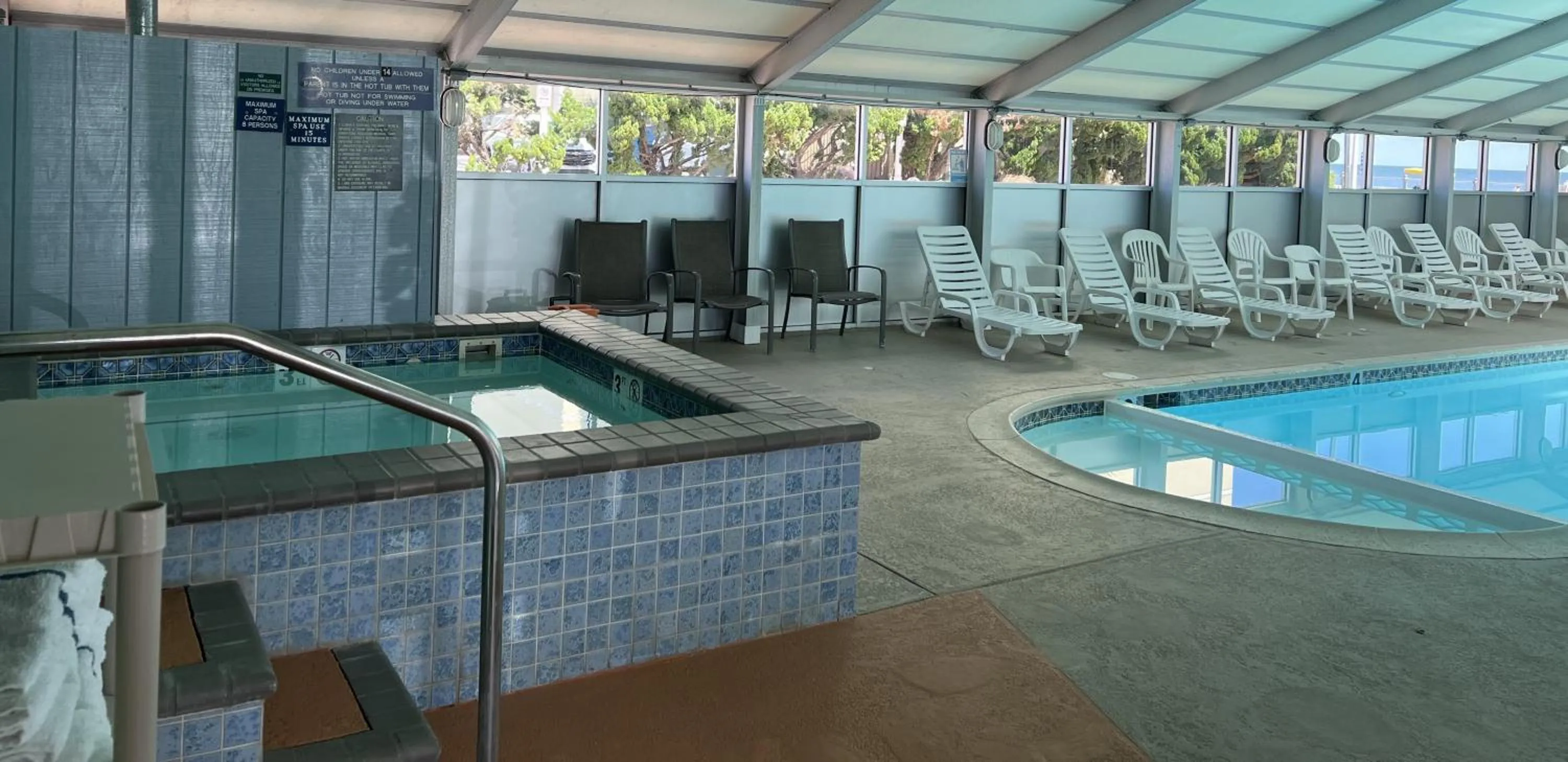 Seahawk Motel