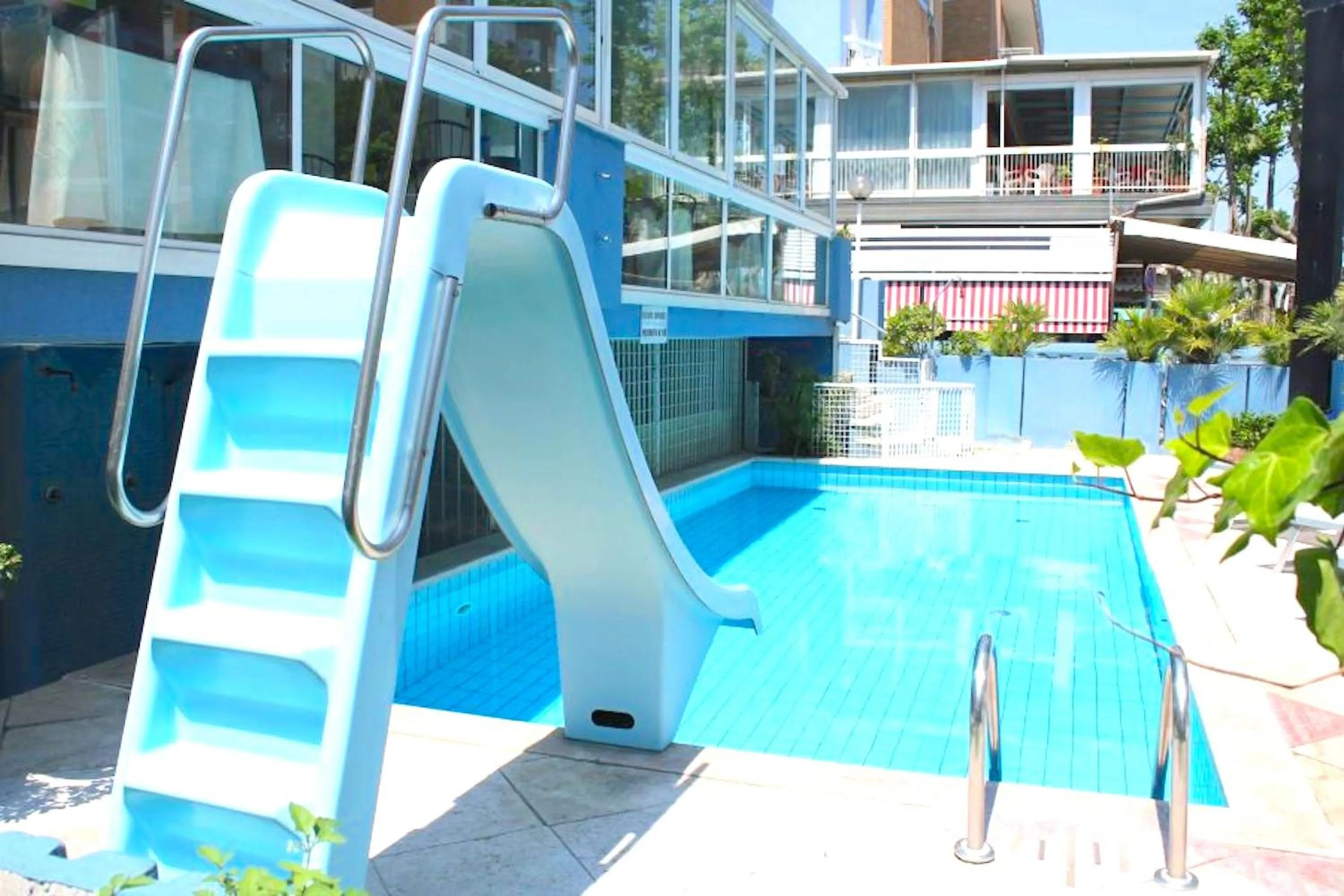 Swimming pool in Hotel Diamond