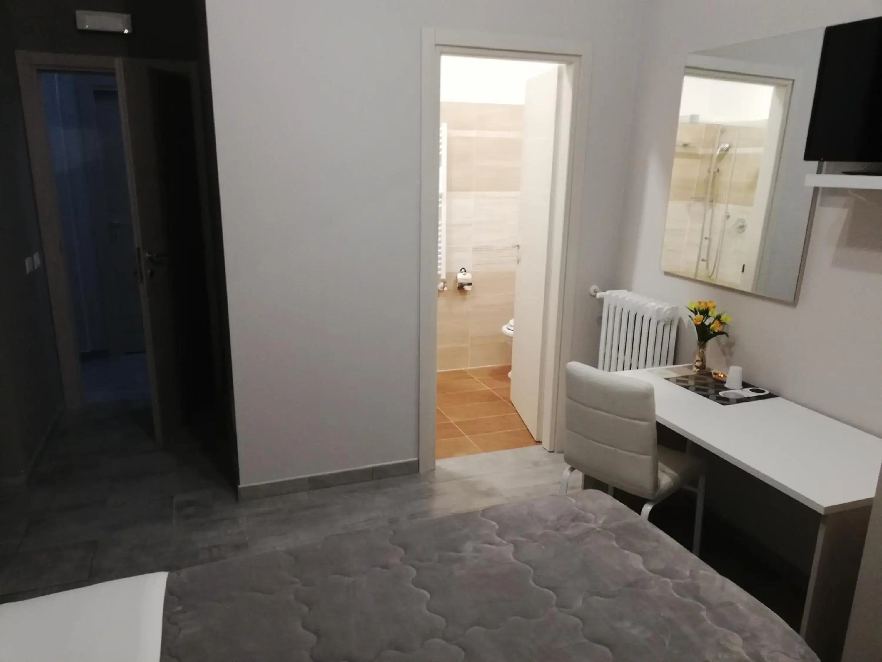 Single Room in Garden's Elide Single Room in Garden's Elide