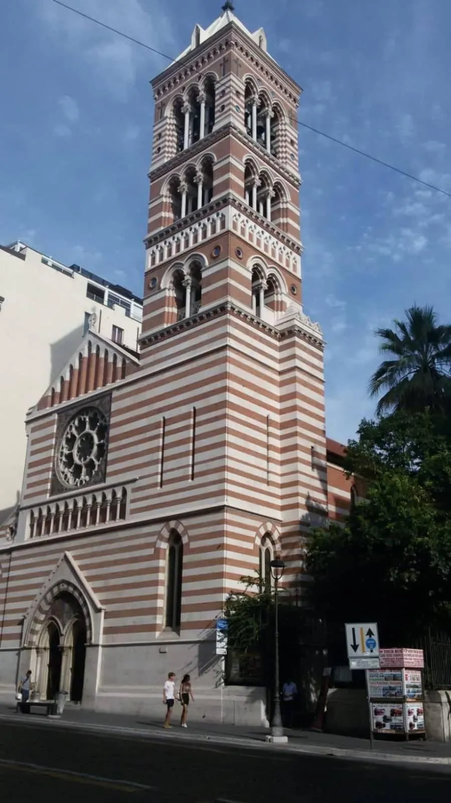 Property building in Garden's Elide