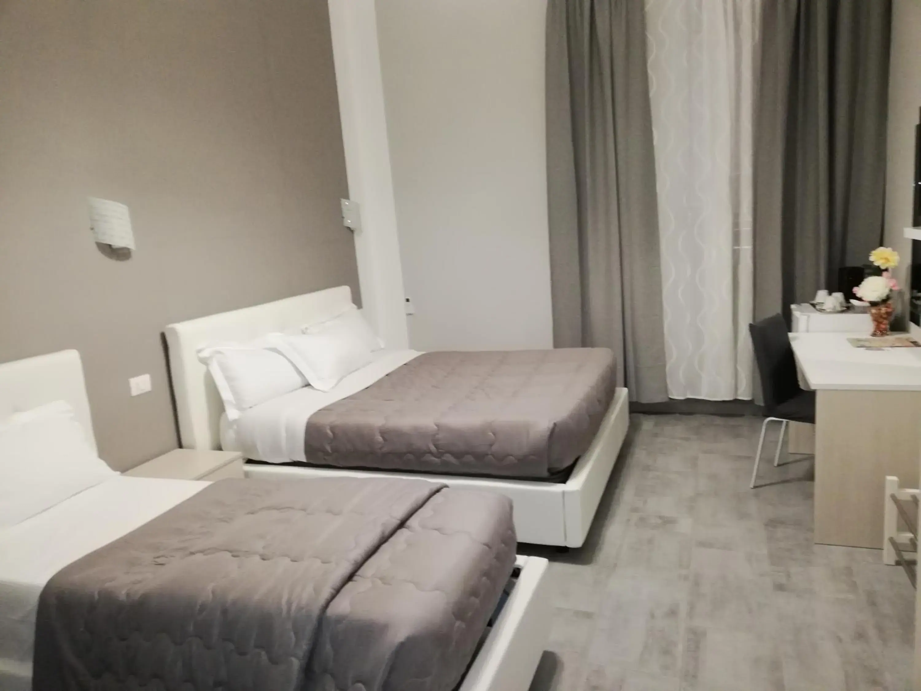 Bed in Garden's Elide Bed in Garden's Elide