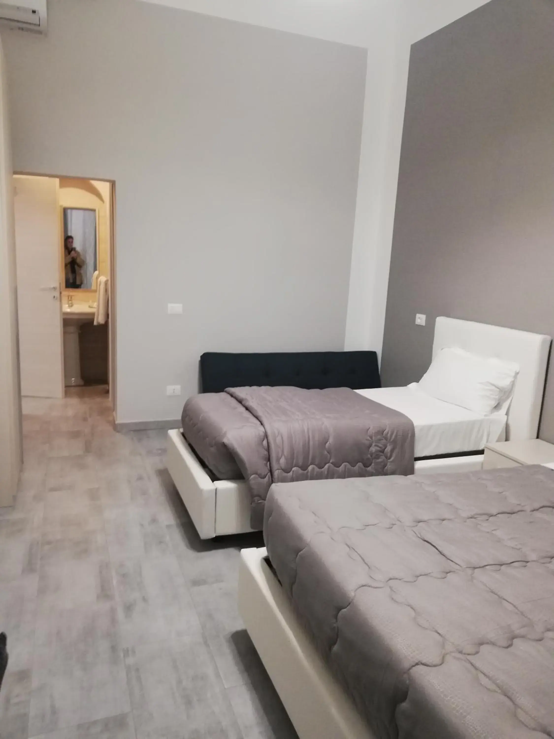 Bed in Garden's Elide Bed in Garden's Elide