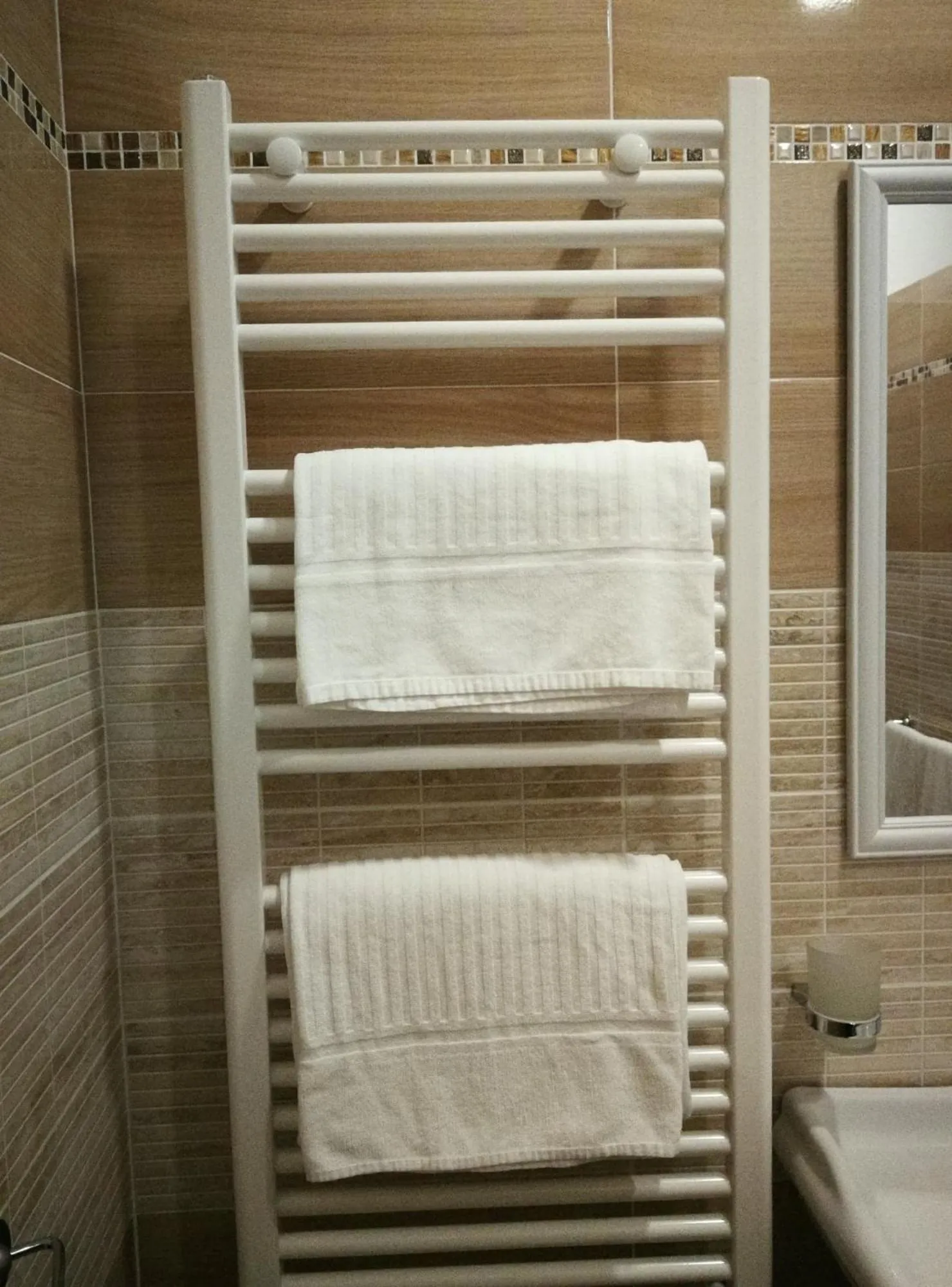 Bathroom in Garden's Elide