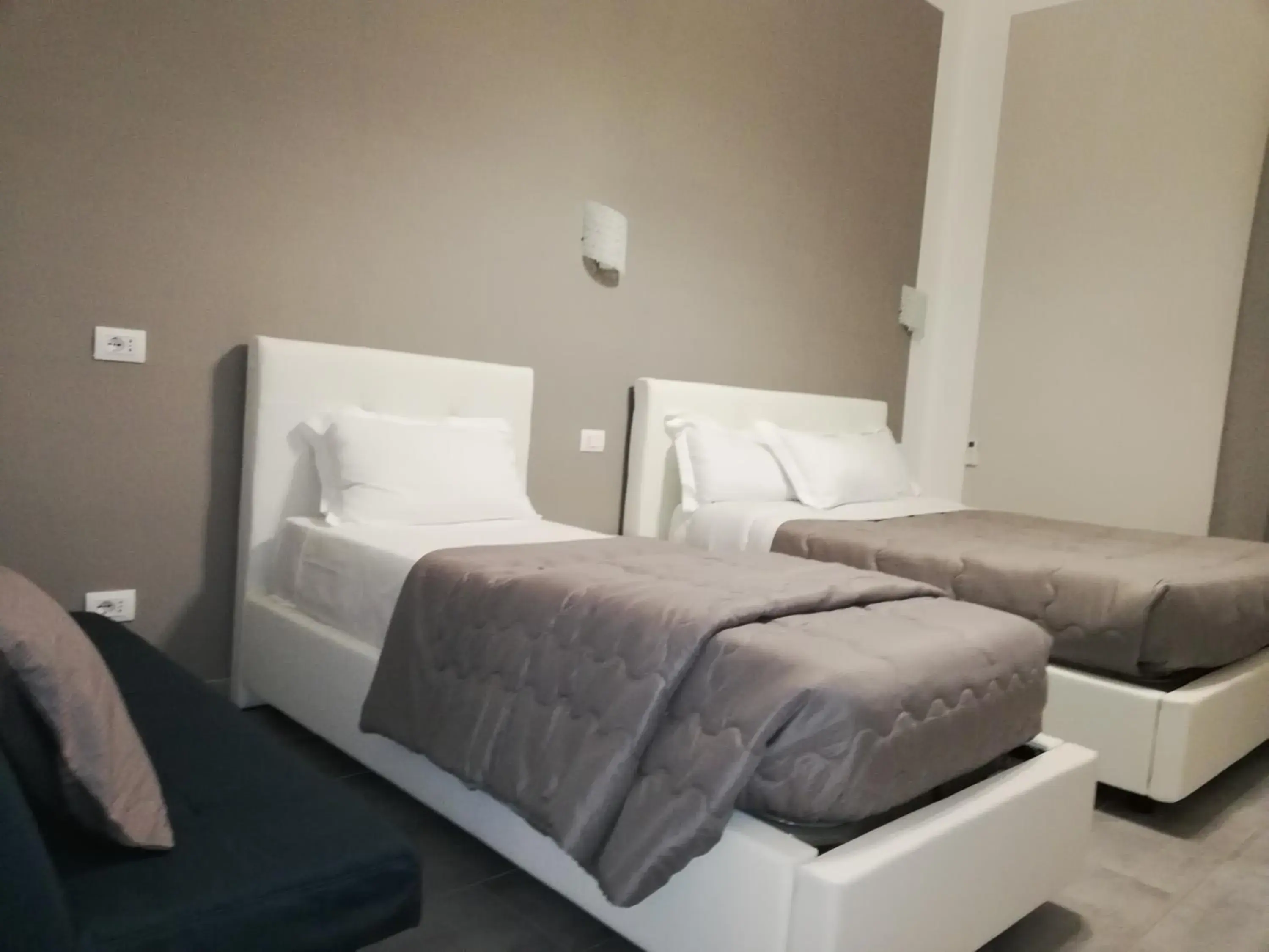 Bed in Garden's Elide Bed in Garden's Elide