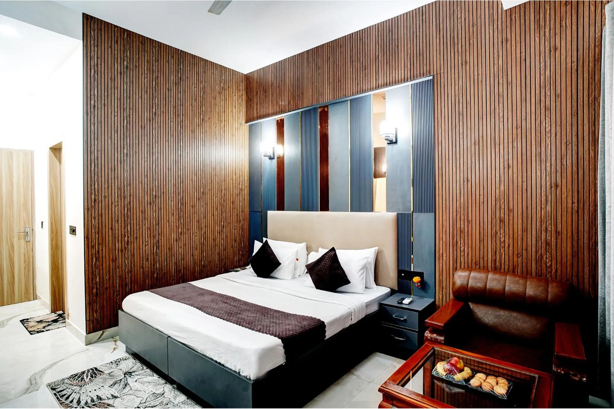 Bed in FabHotel Prime The Rivlet - MG Road & Sikanderpur Metro