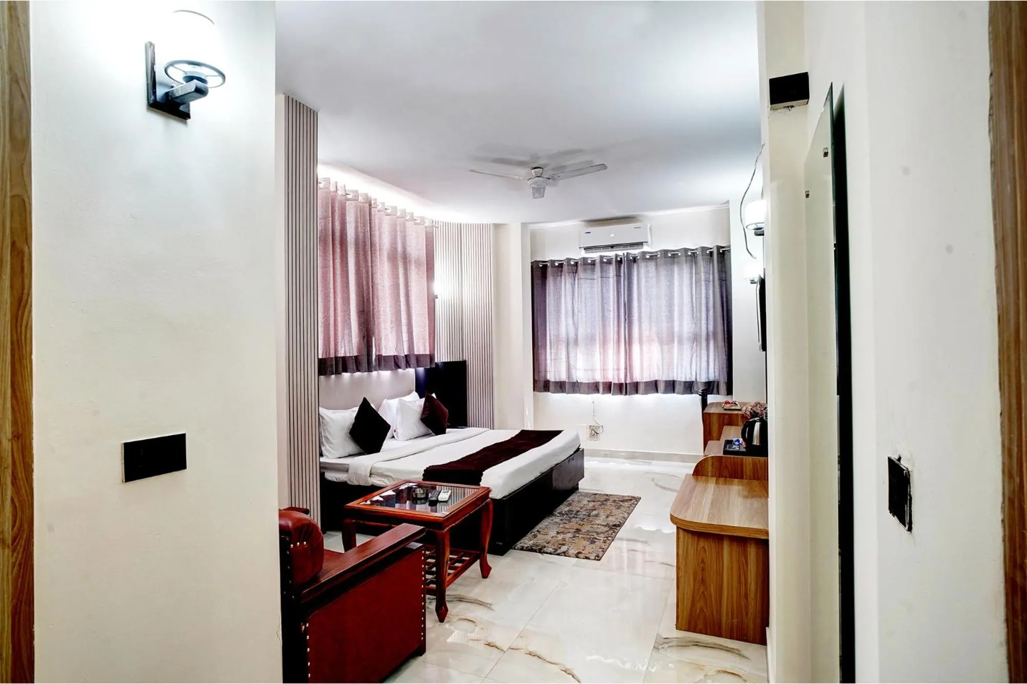 Bed in FabHotel Prime The Rivlet - MG Road & Sikanderpur Metro