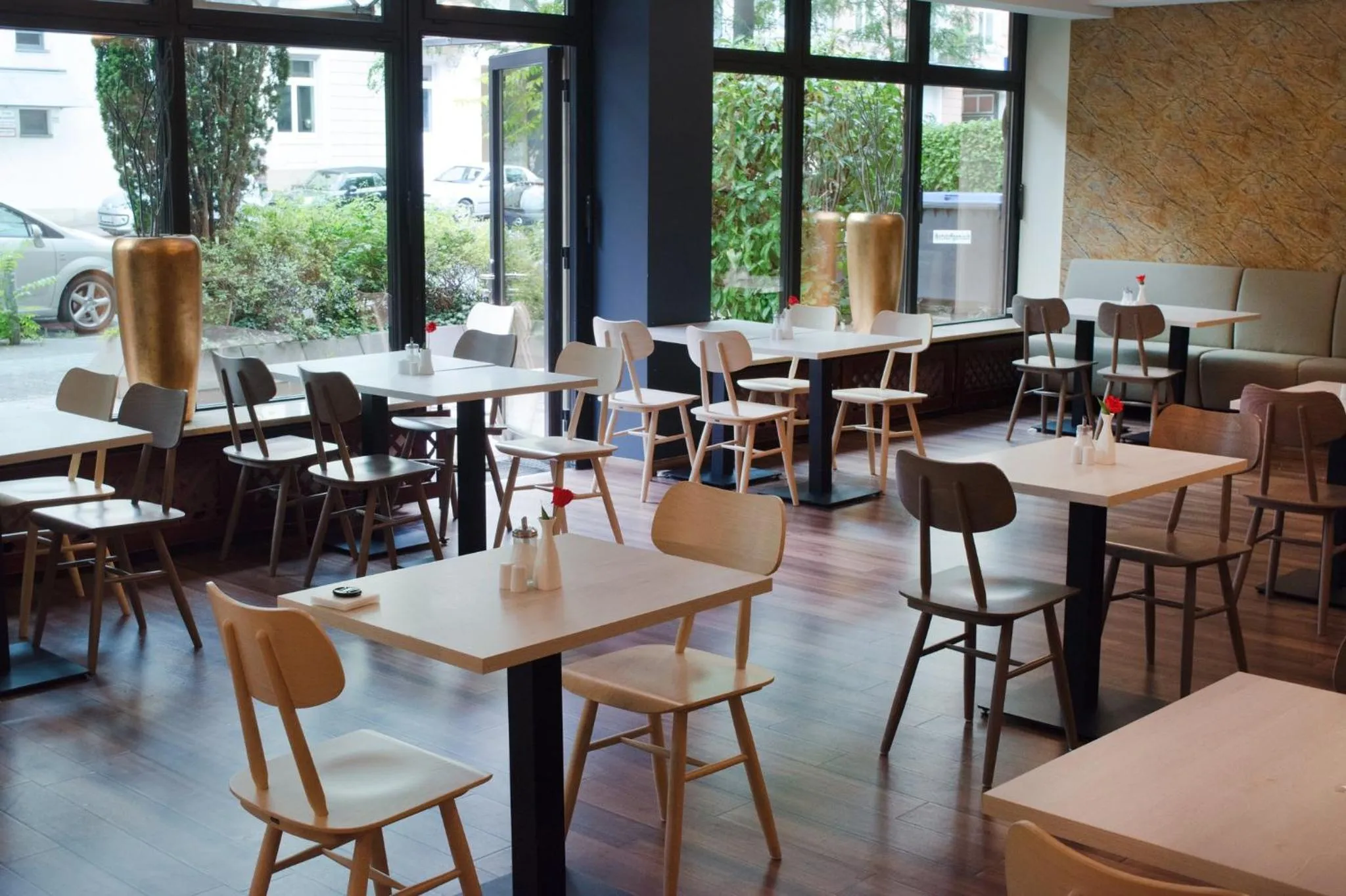 Breakfast in Garner Hotel Frankfurt - Palmengarten by IHG