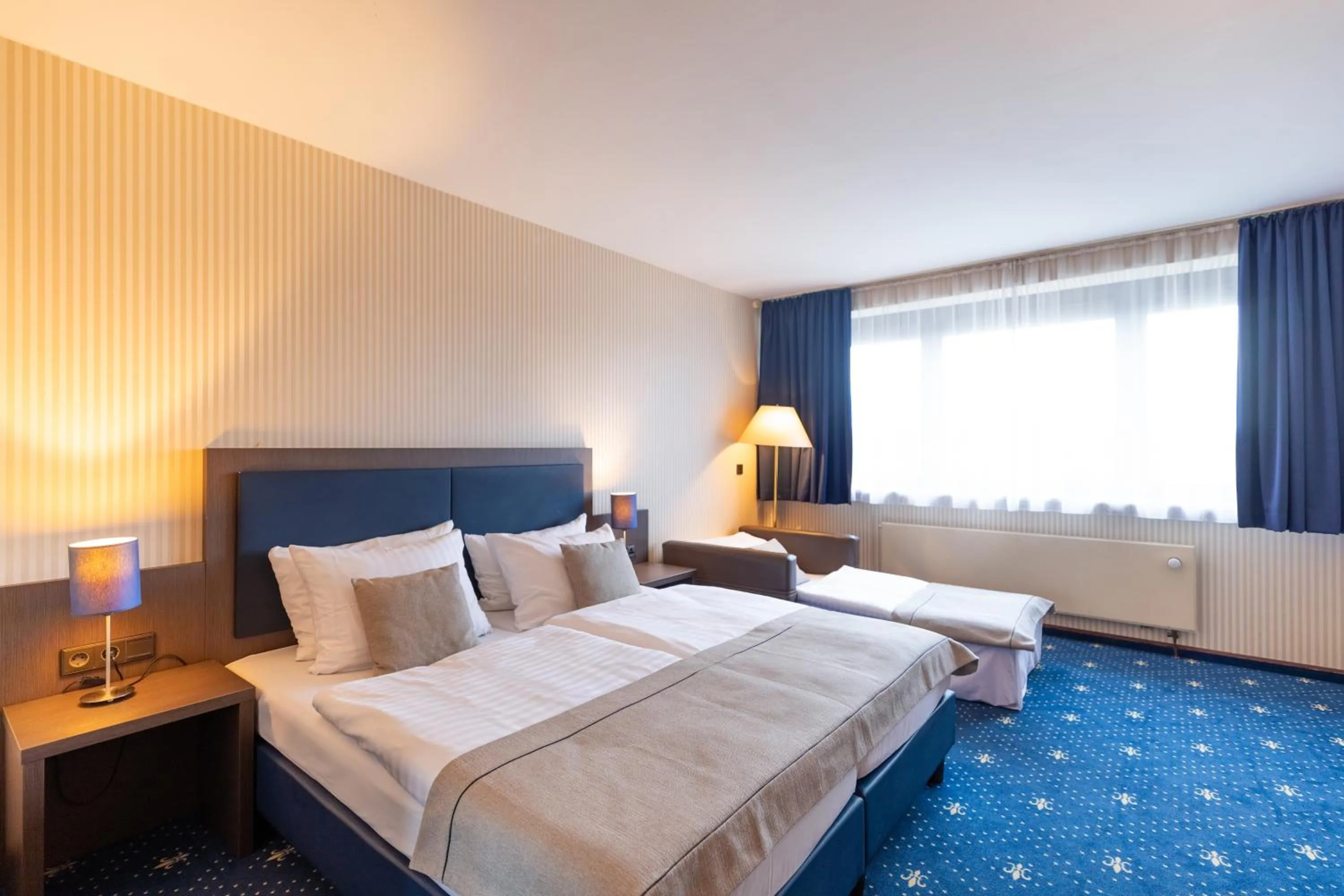 Bed in Novum Hotel Imperial Frankfurt Messe