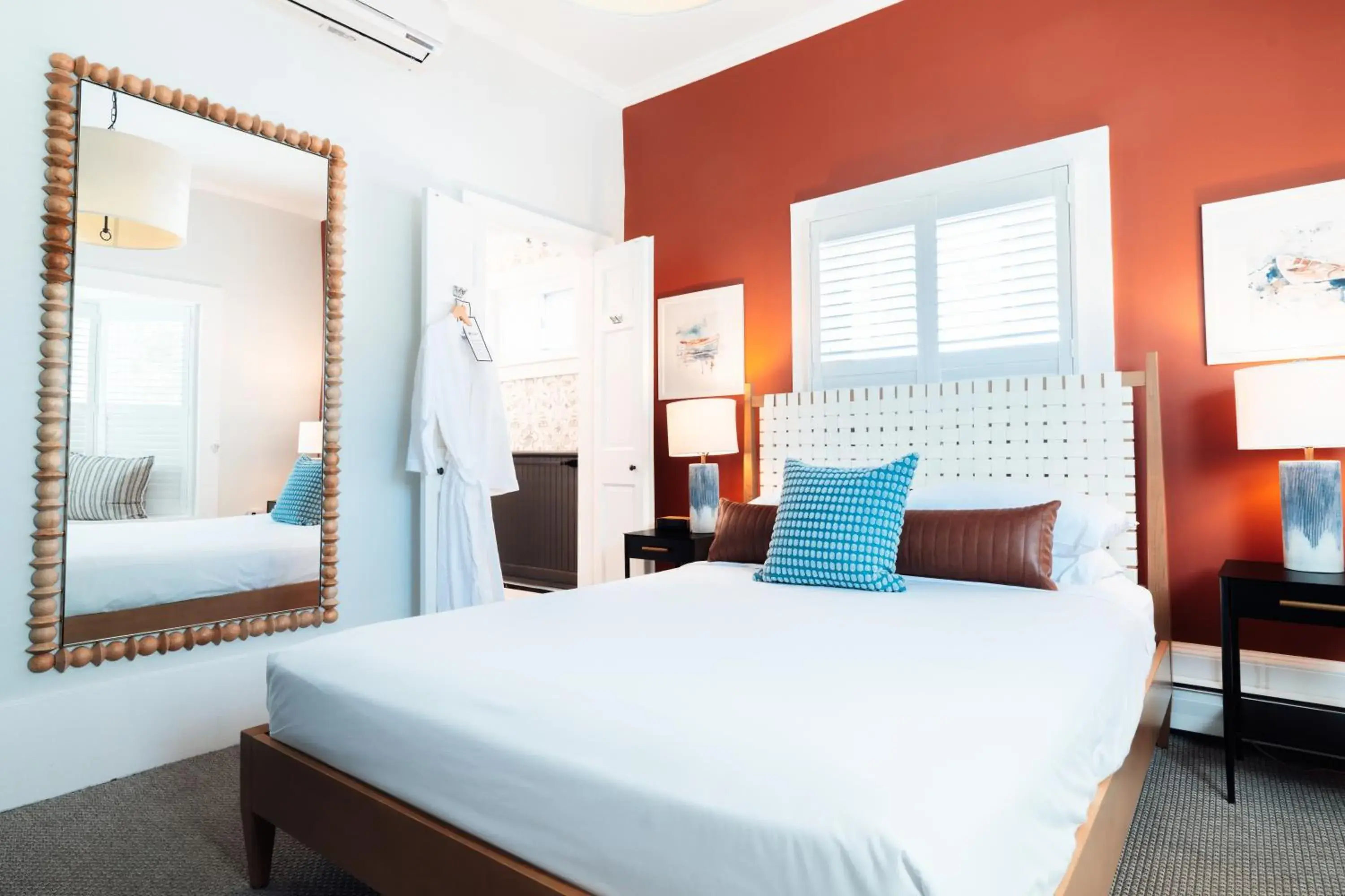 Standard Queen Room in Ellery Hotel Provincetown Standard Queen Room in Ellery Hotel Provincetown