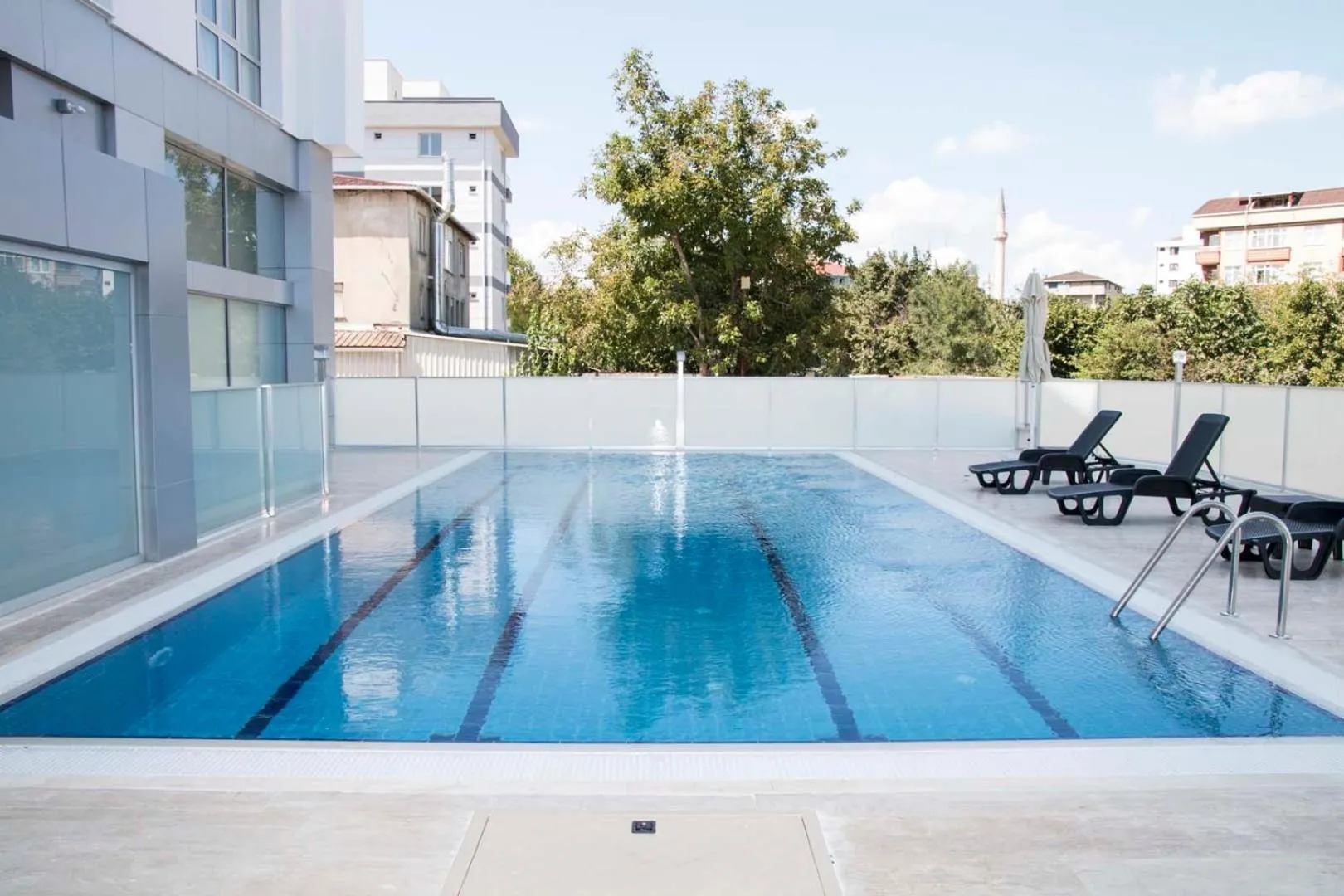 Patio in Zin D Home Otel Alemdağ