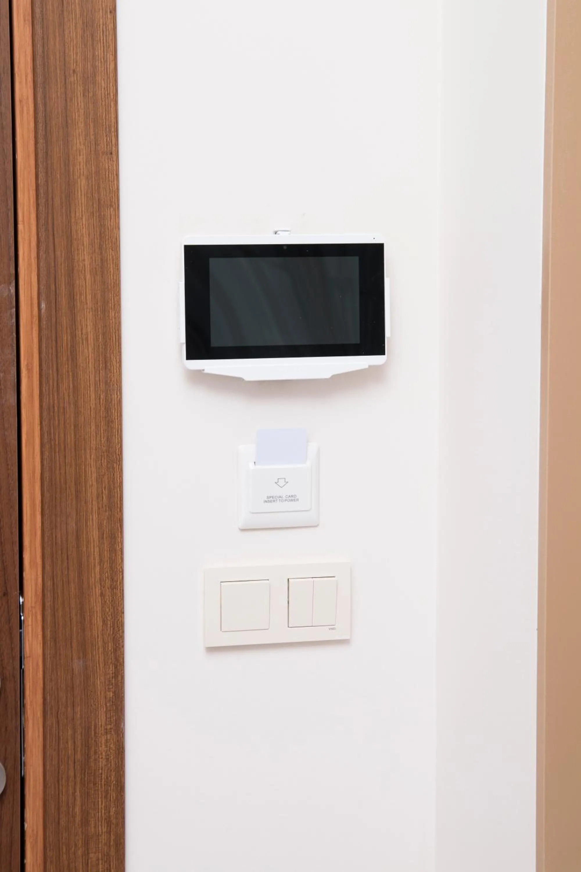 TV and multimedia in Zin D Home Otel Alemdağ