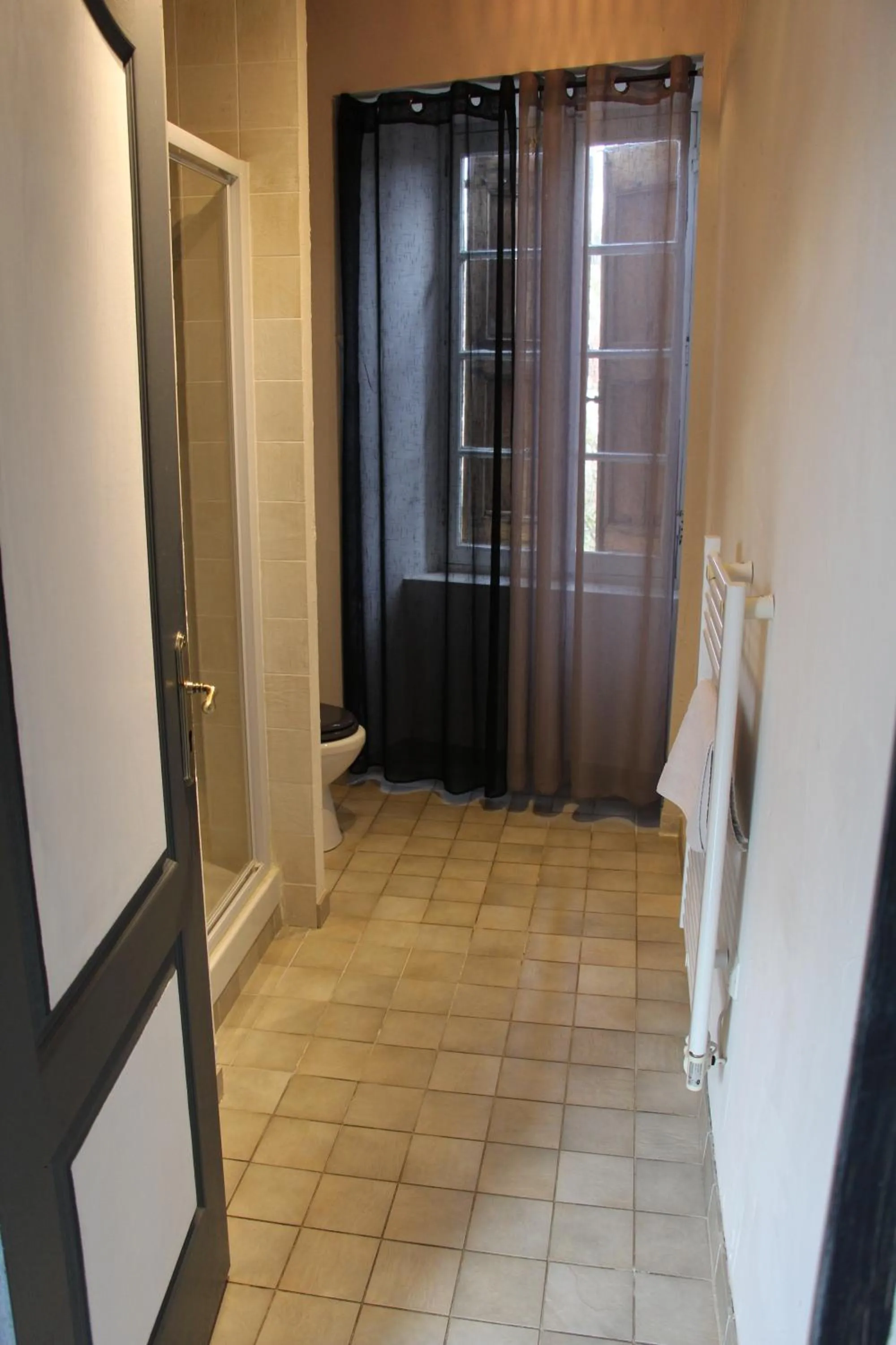 Shower in Domaine d'Alcapiès