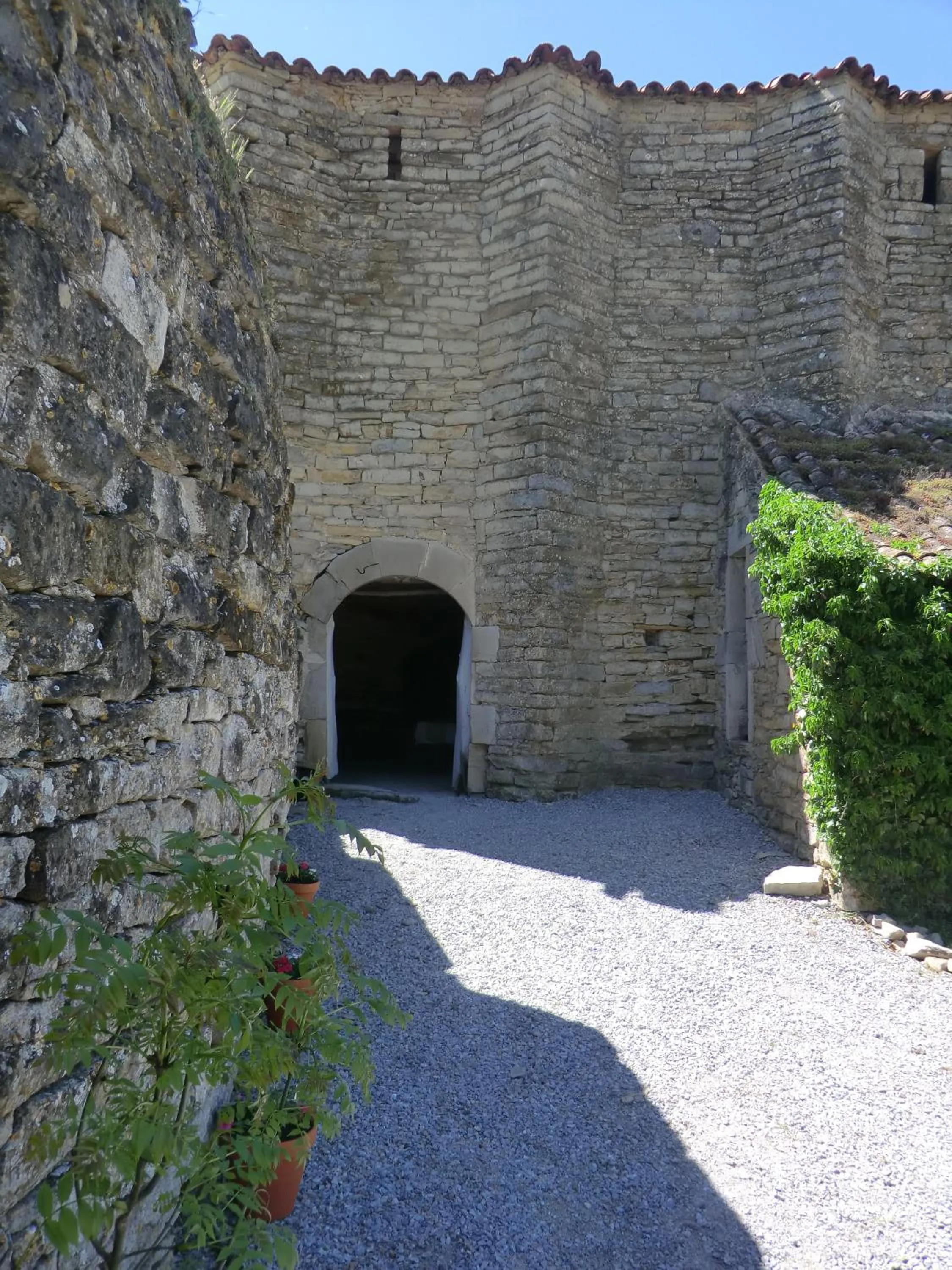 Facade/entrance in Domaine d'Alcapiès