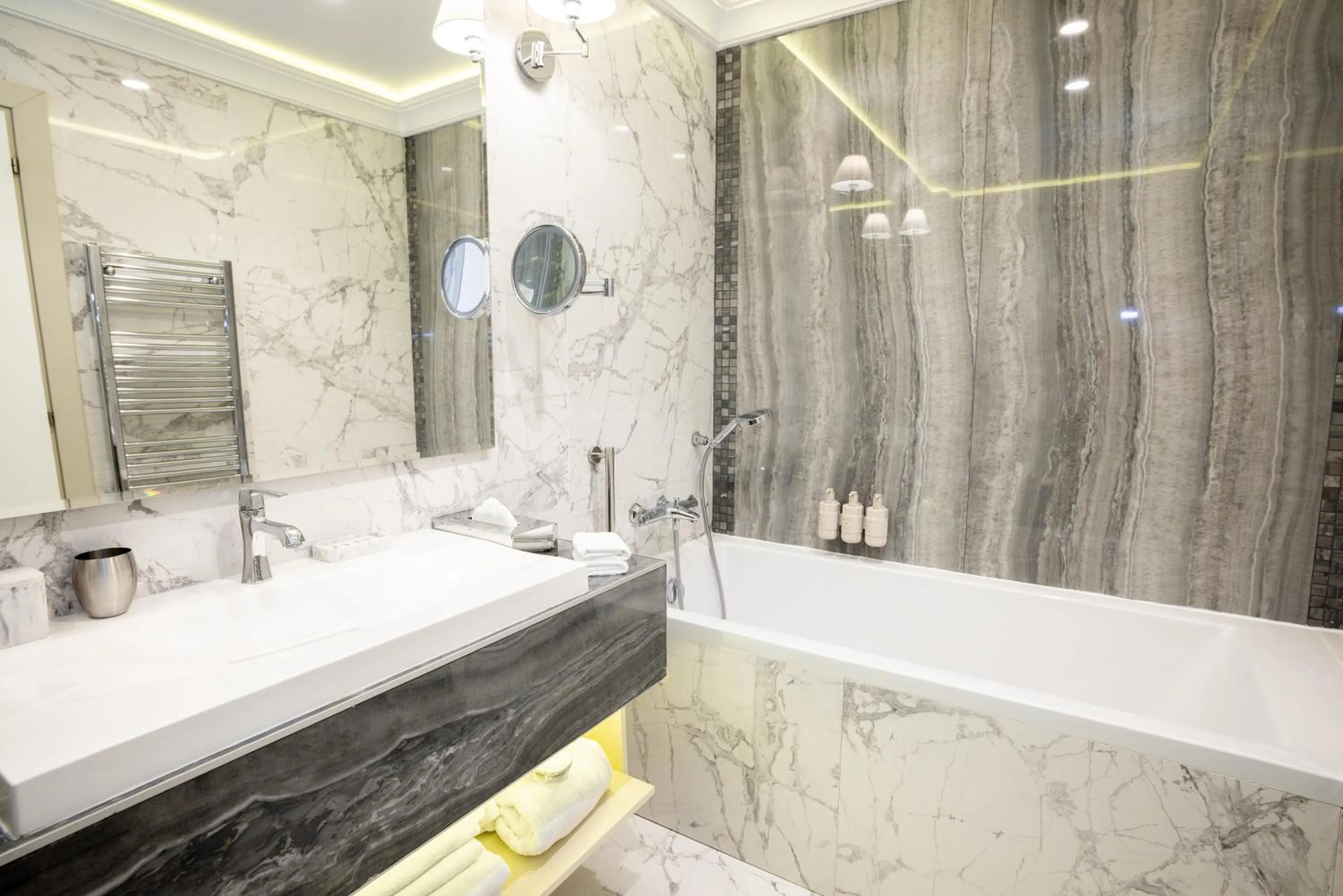 Bath in Tresor Le Palais Timisoara, Curio Collection by Hilton