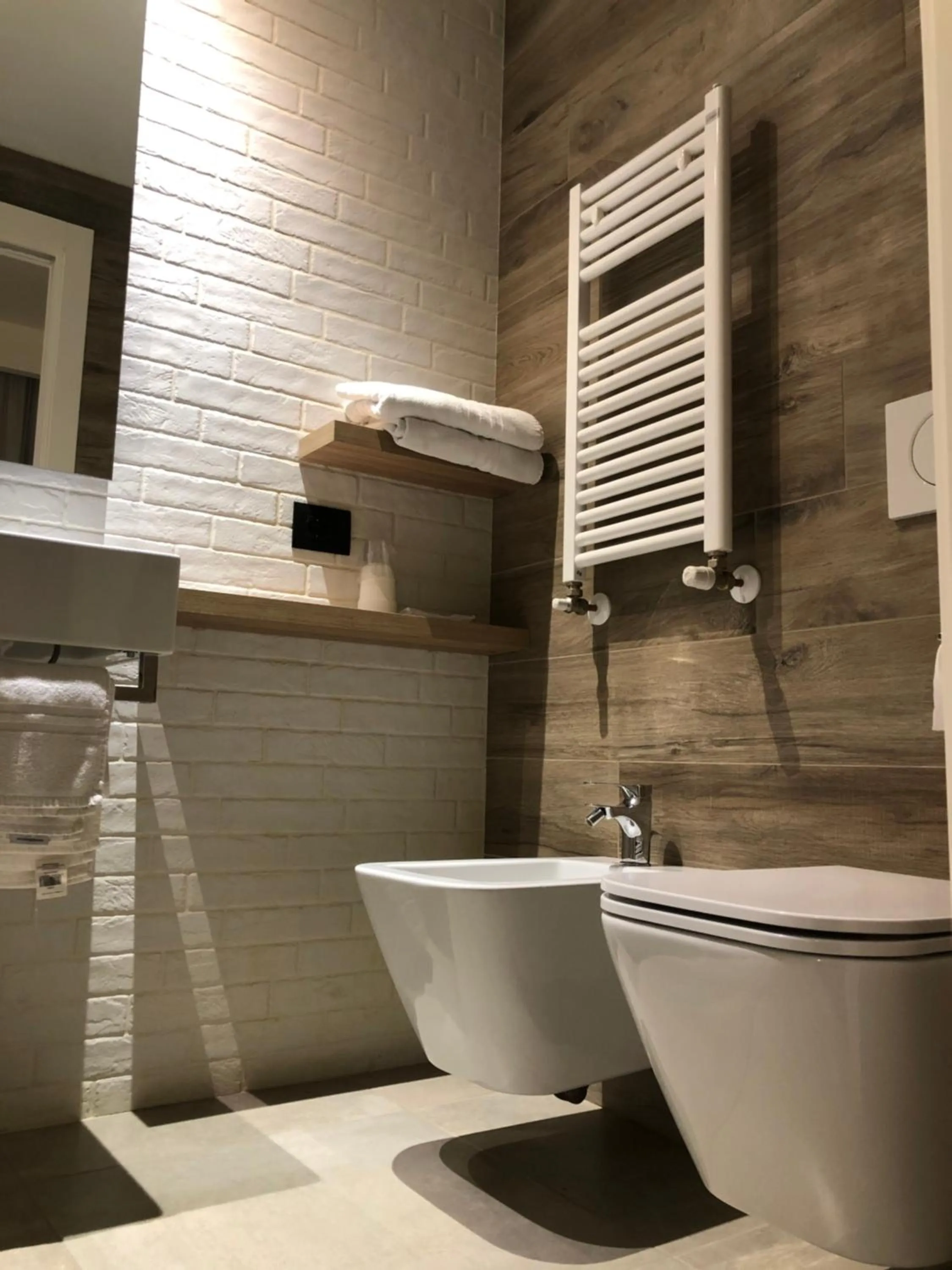 Toilet in Hotel Ombra