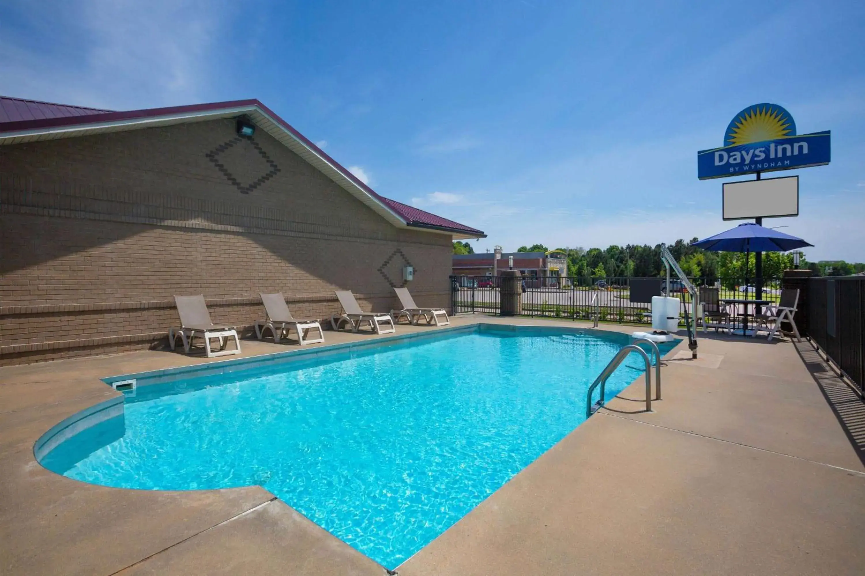 Pool view in Days Inn by Wyndham Lonoke Pool view in Days Inn by Wyndham Lonoke