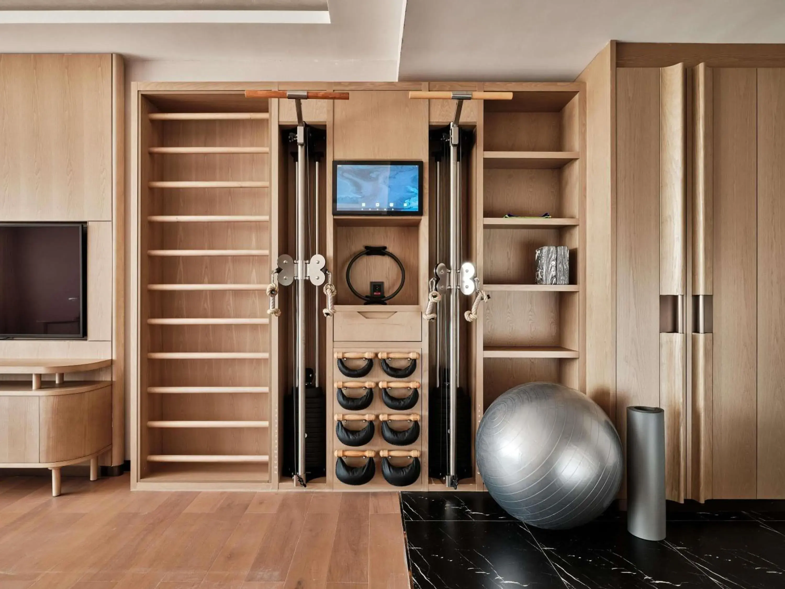 Bedroom in Swissotel Tashkent Bedroom in Swissotel Tashkent