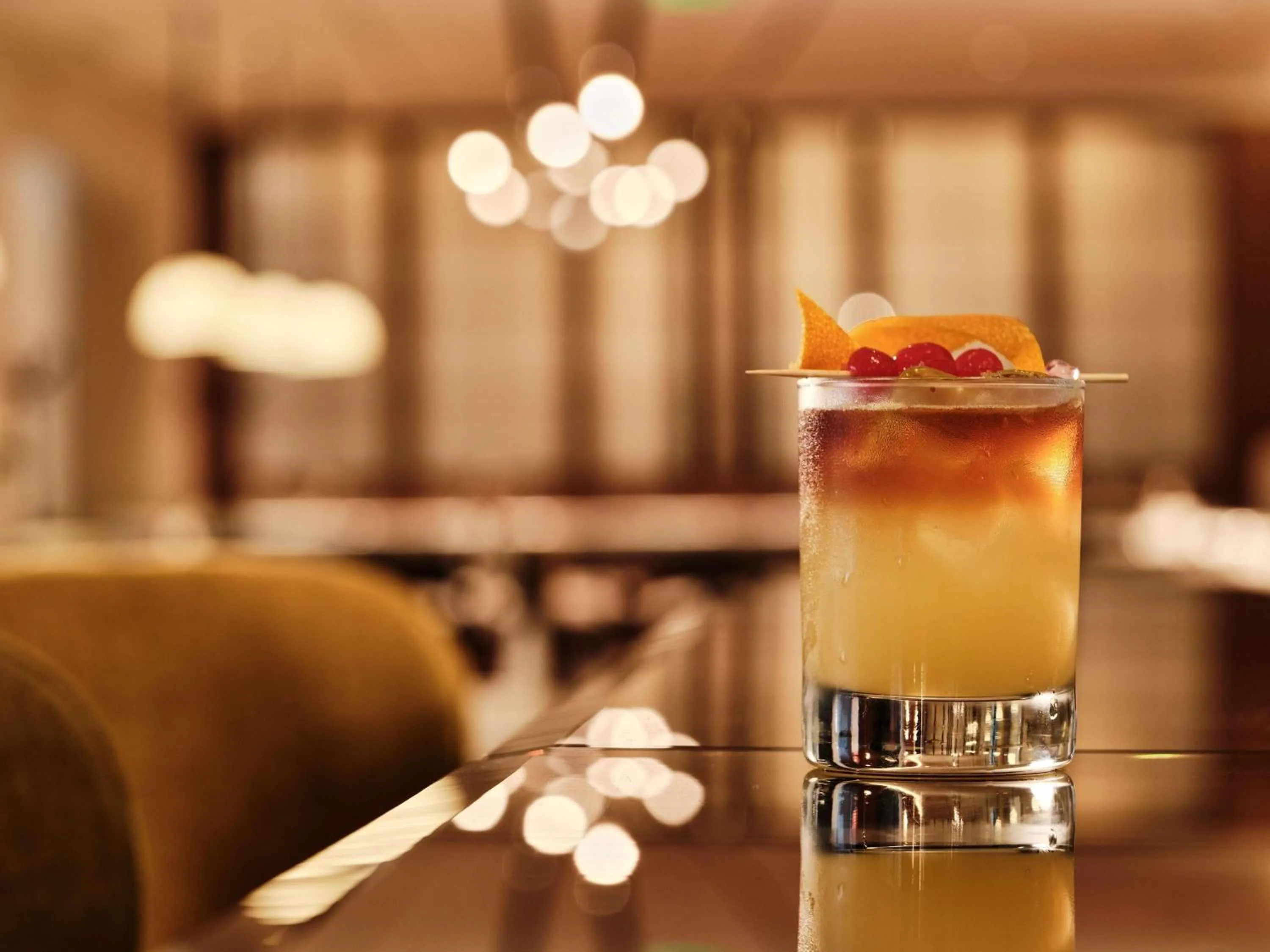 Lounge or bar in Swissotel Tashkent