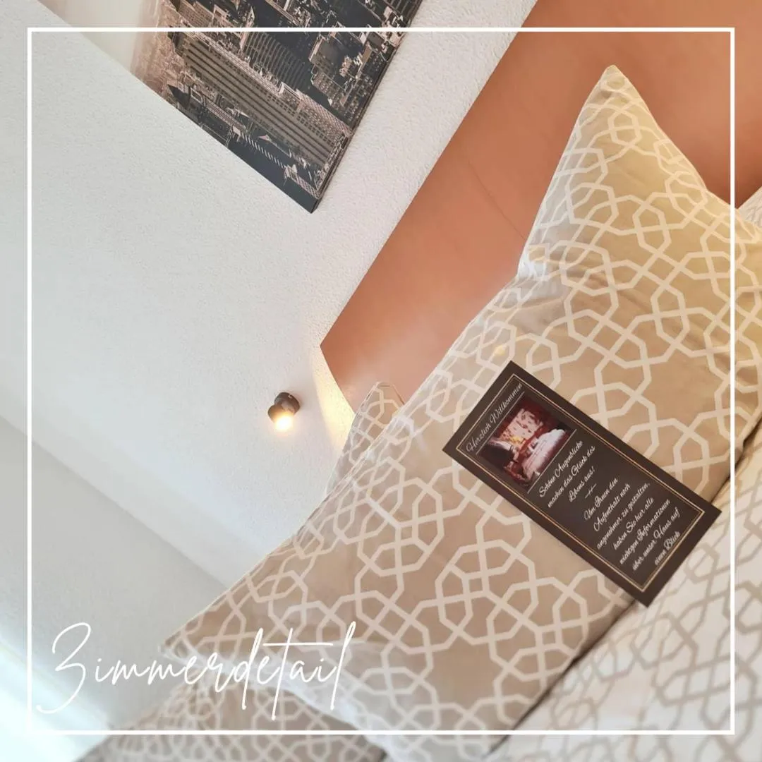 Photo of the whole room, Bed in Marktbrauerei B&B - das Frühstückshotel in Bad Lobenstein