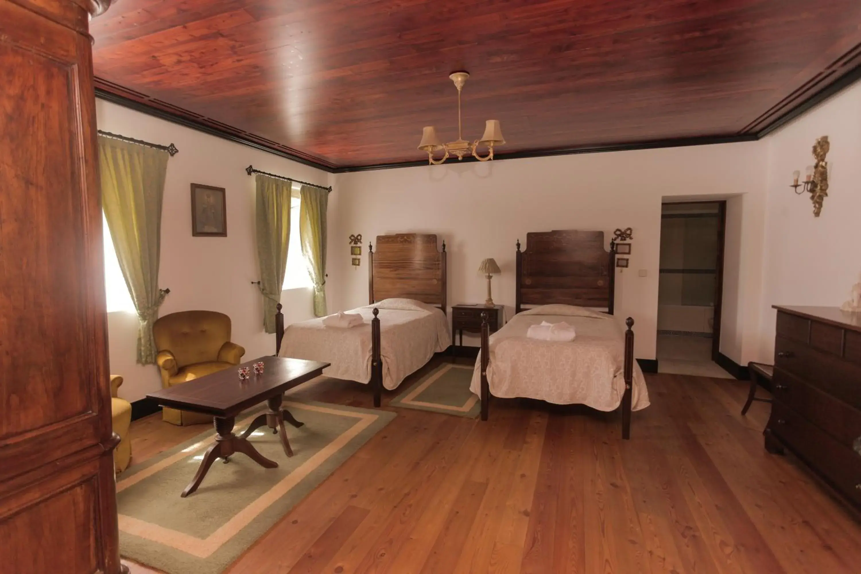 Large Twin Room in Quinta de Malta Large Twin Room in Quinta de Malta