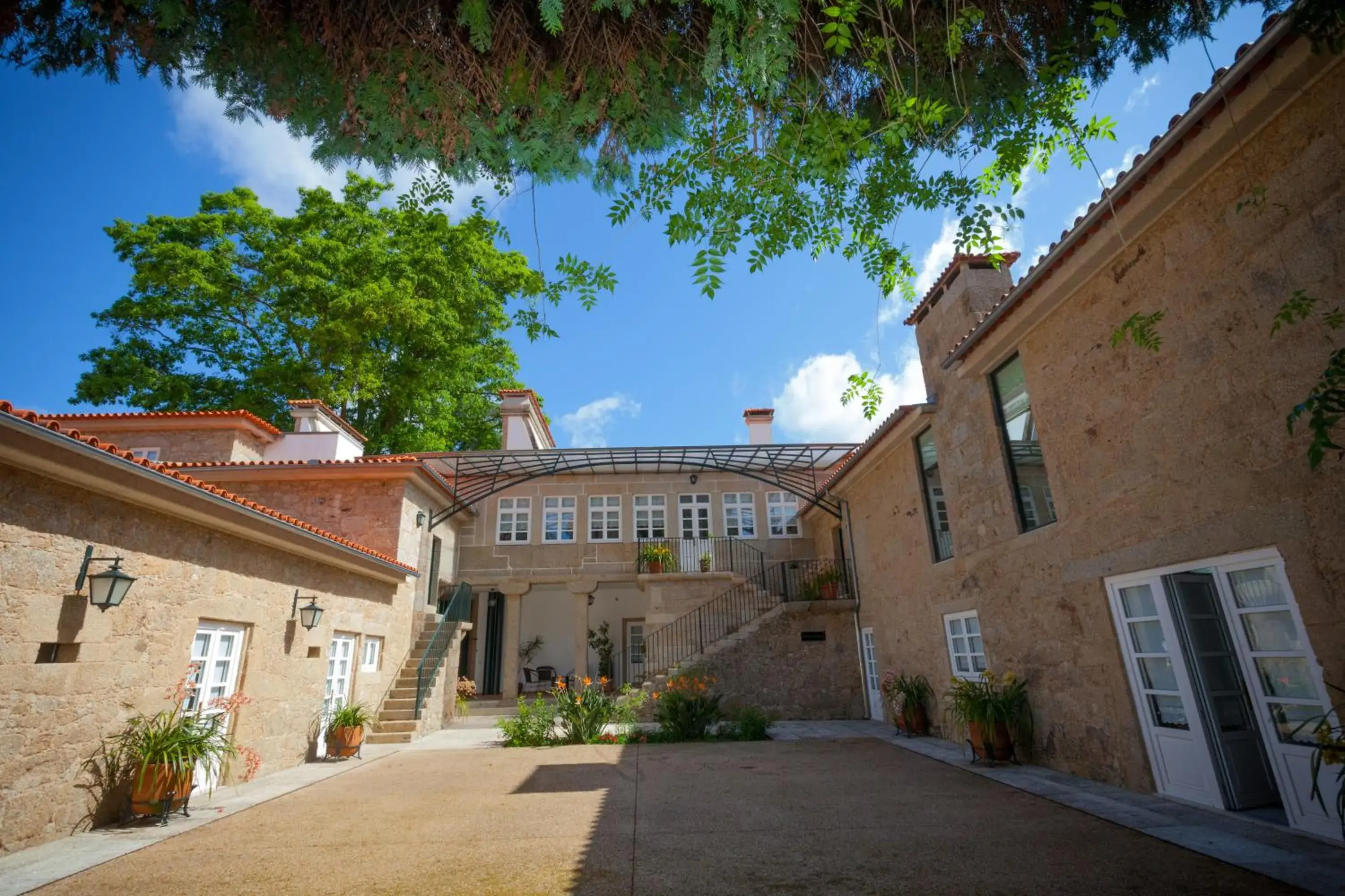 Property building in Quinta de Malta Property building in Quinta de Malta
