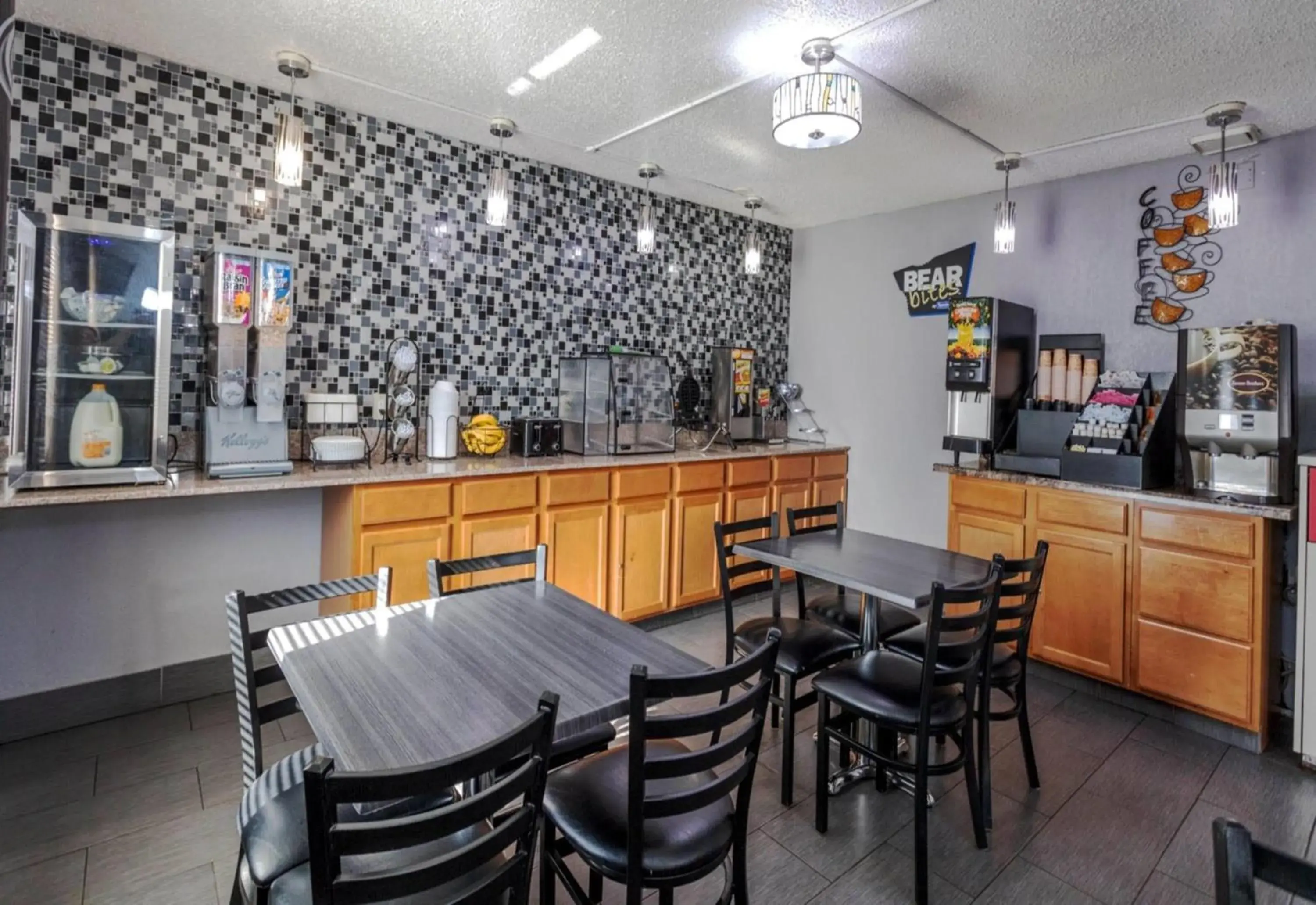 Travelodge by Wyndham Muskegon Travelodge by Wyndham Muskegon