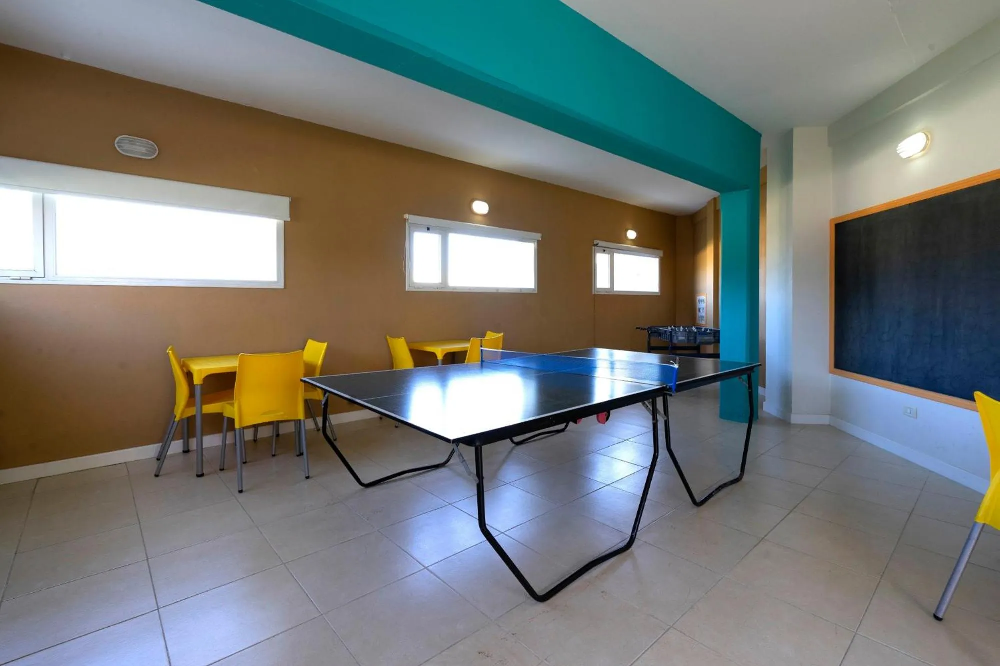 Table tennis in Valeria Playa Apart