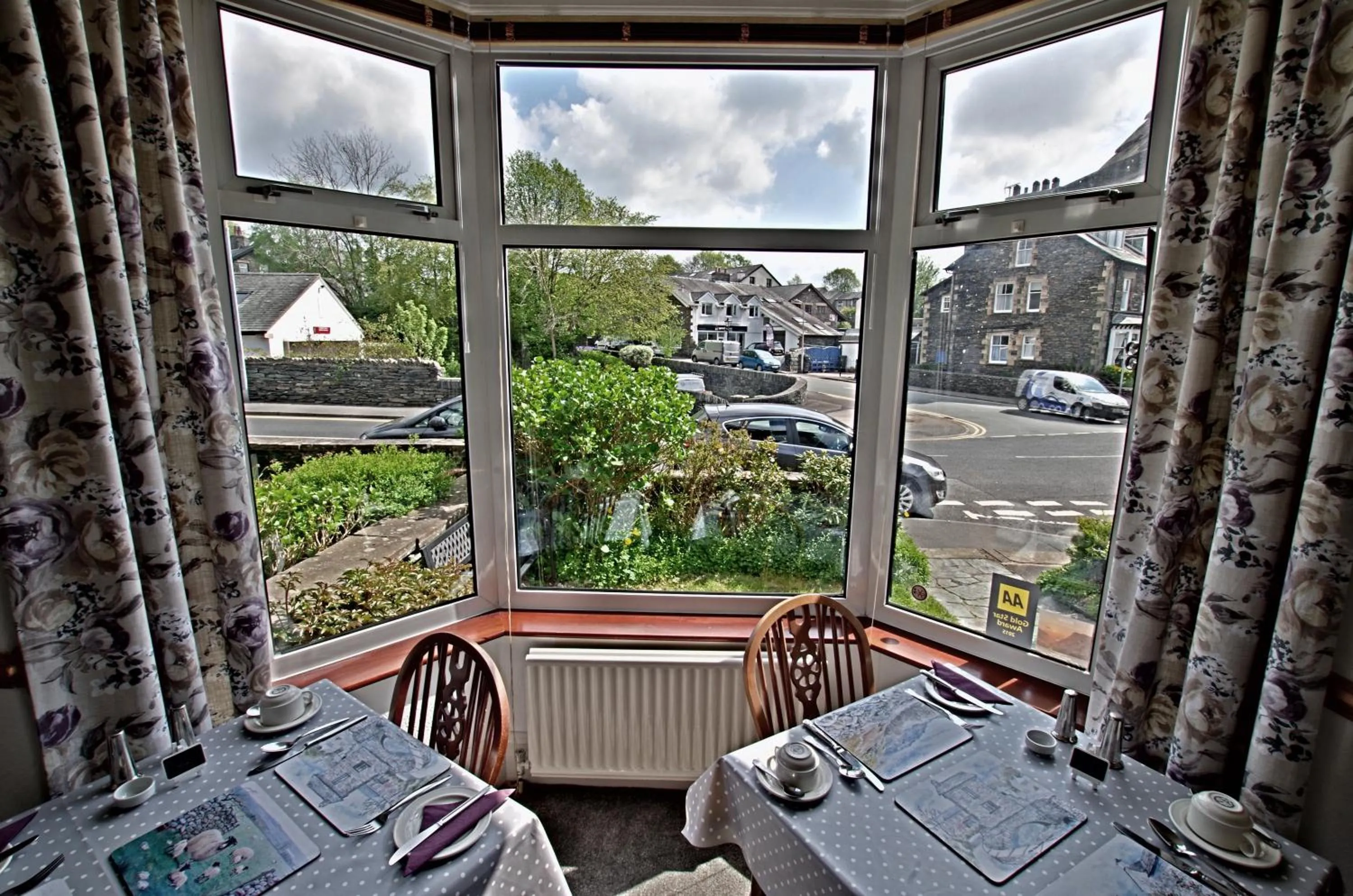 Brook House ― Free on-site car park