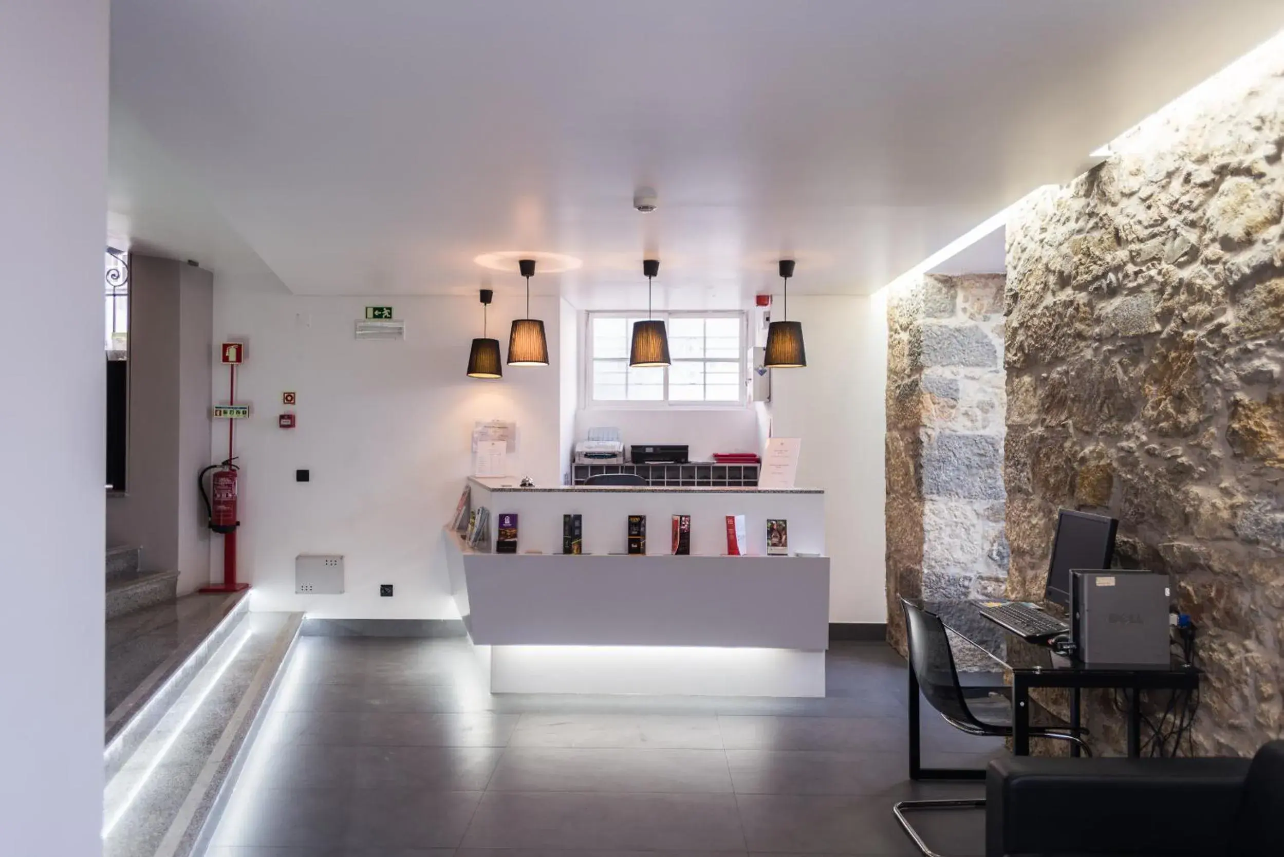 Lobby or reception in V Dinastia Lobby or reception in V Dinastia