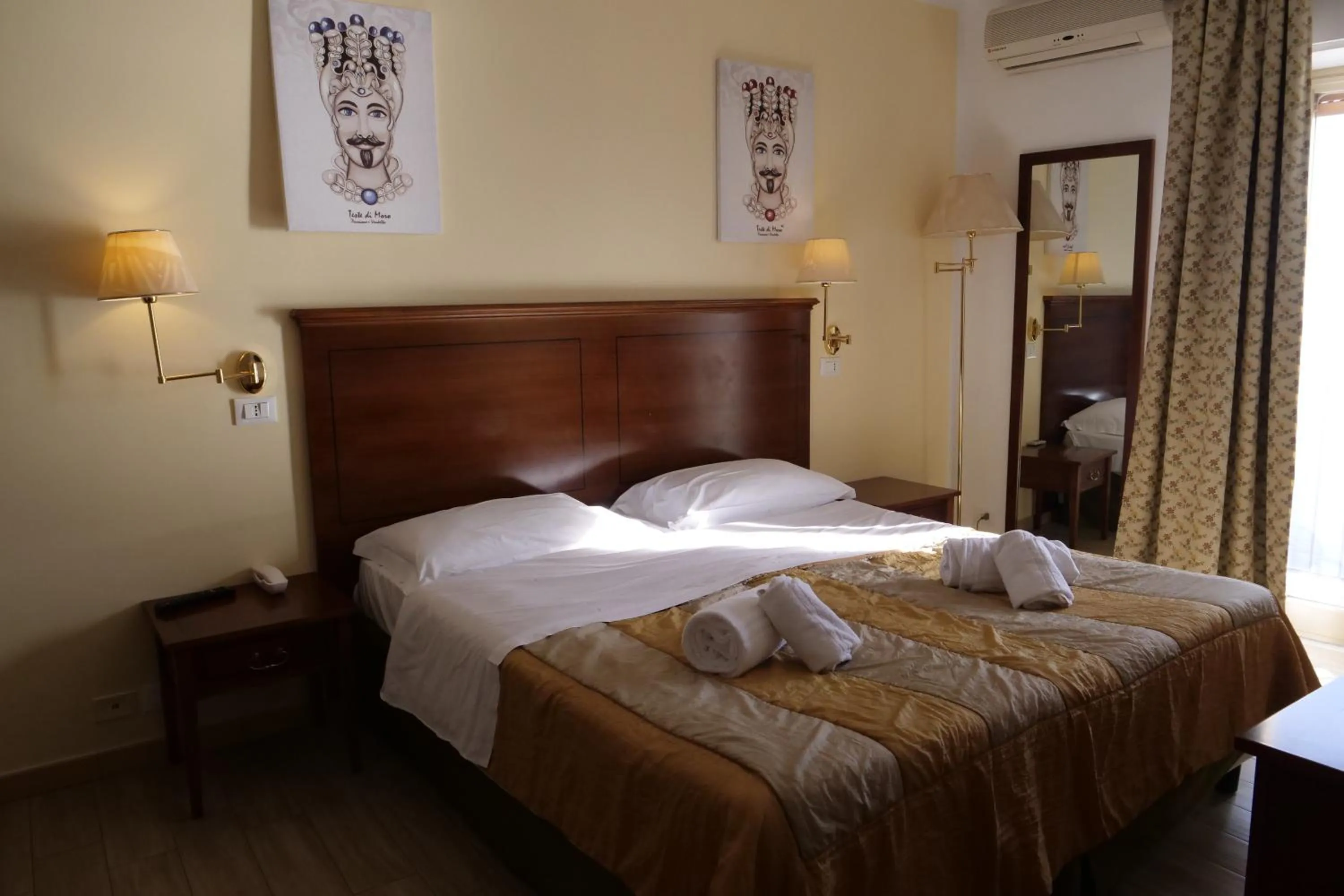 Bedroom, Bed in Hotel Elios Tao