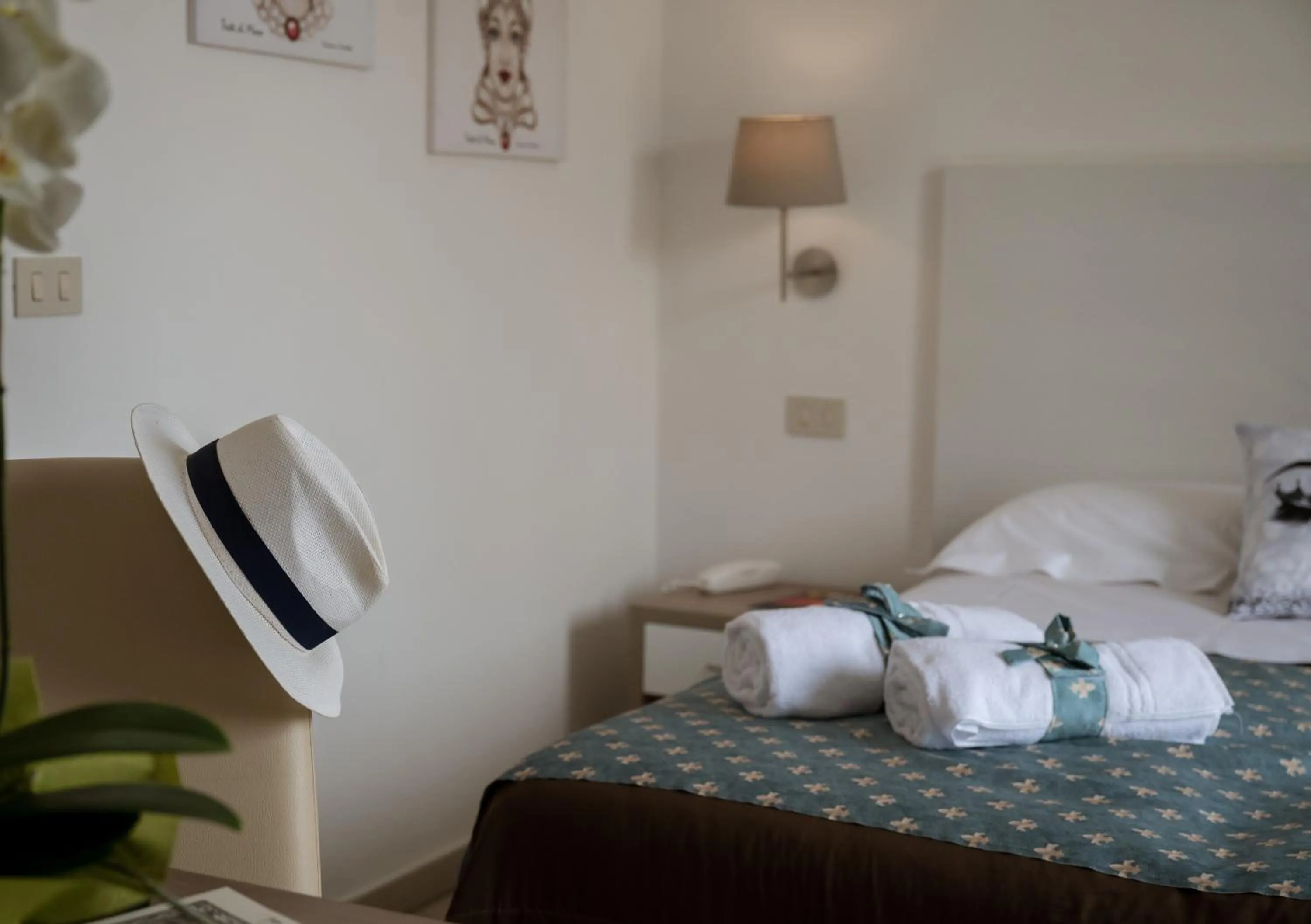 Photo of the whole room, Bed in Hotel Elios Tao