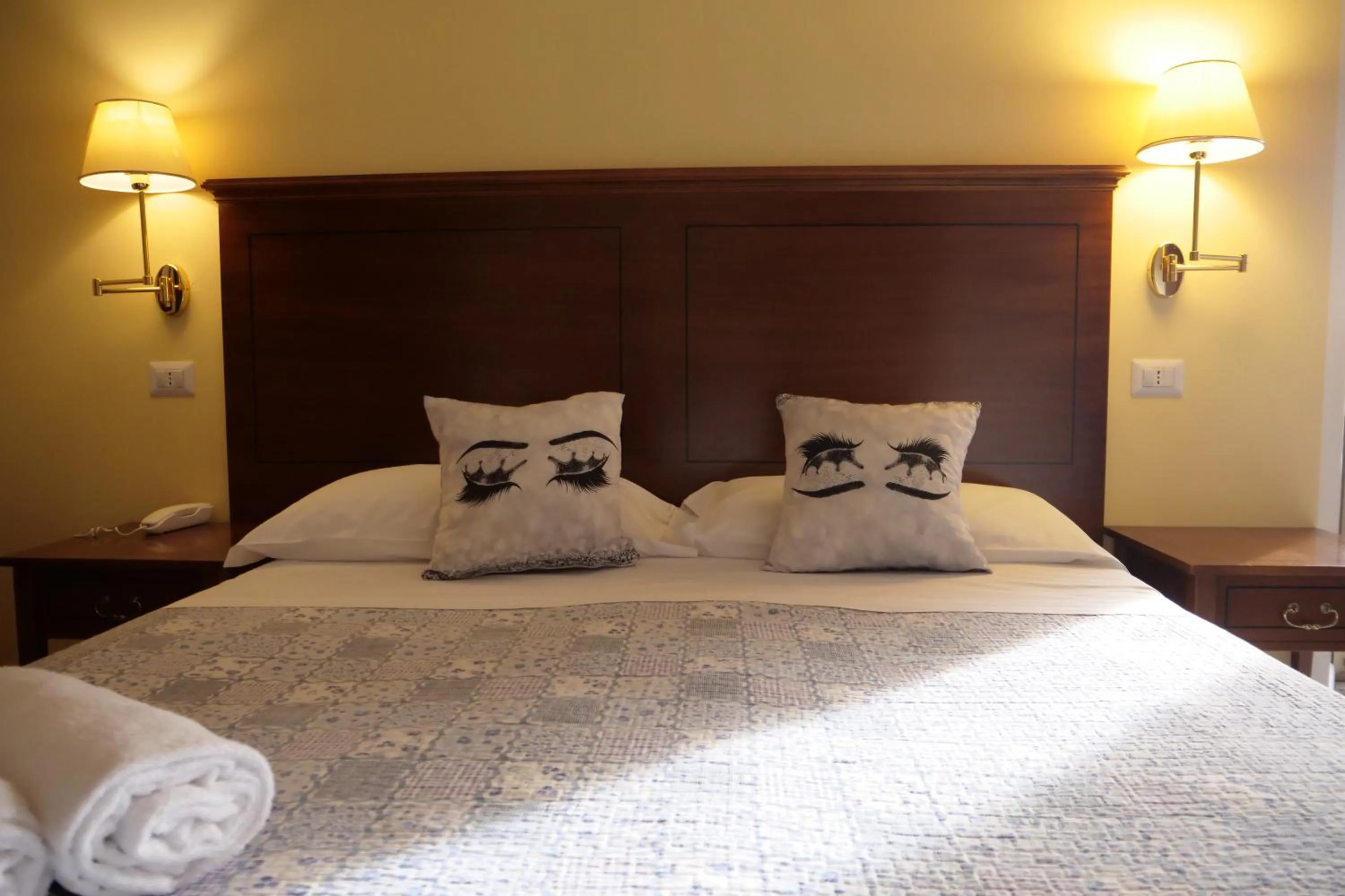 Bedroom, Bed in Hotel Elios Tao