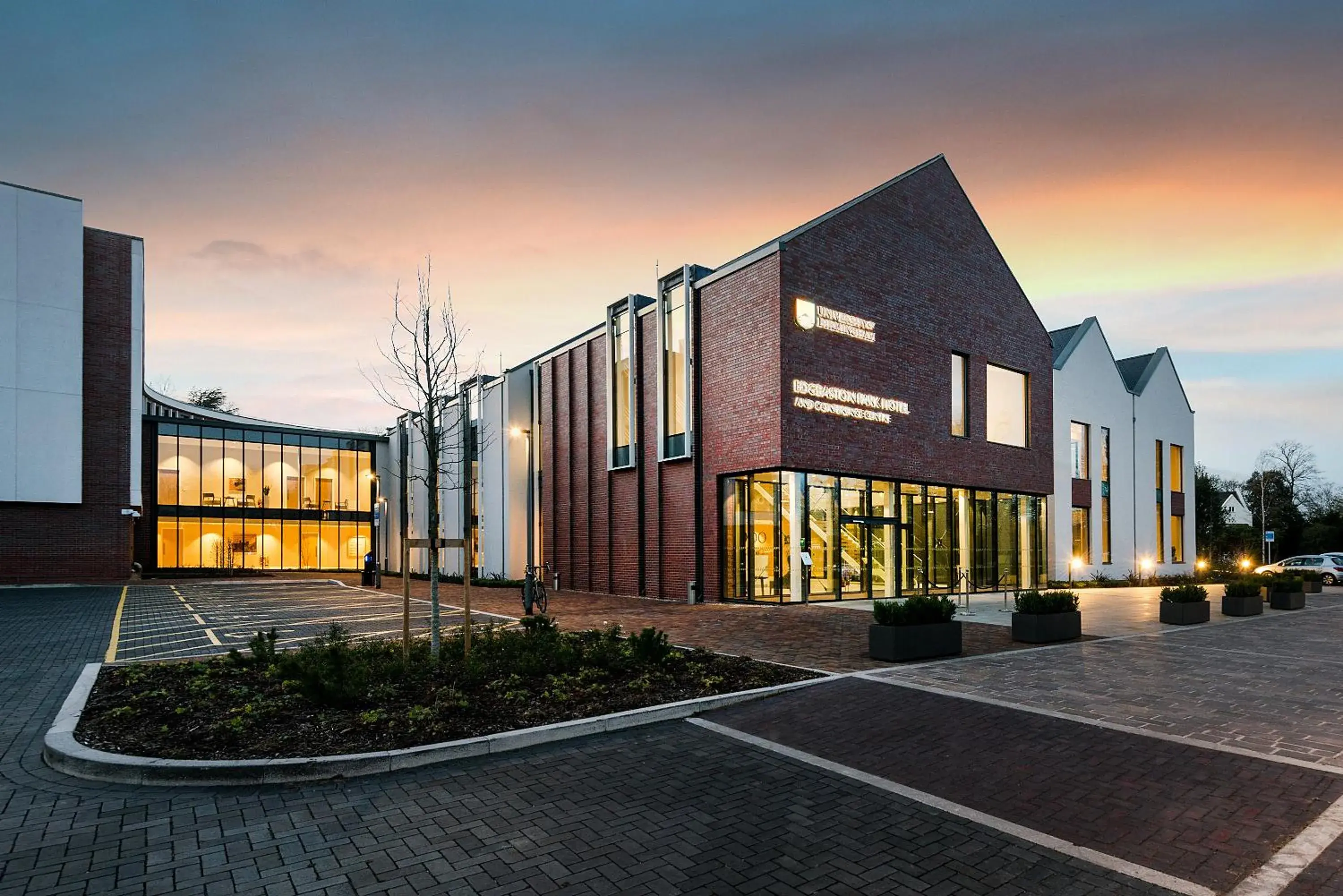 Property building in Edgbaston Park Hotel Birmingham Property building in Edgbaston Park Hotel Birmingham