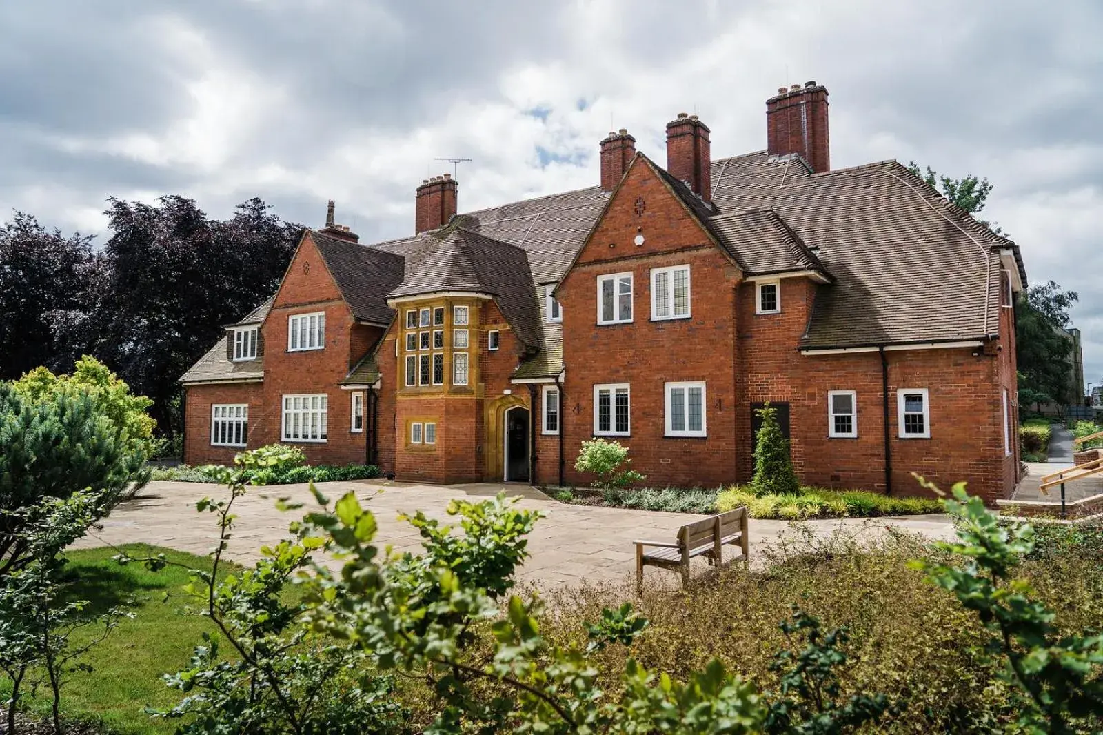 Property building in Edgbaston Park Hotel Birmingham Property building in Edgbaston Park Hotel Birmingham